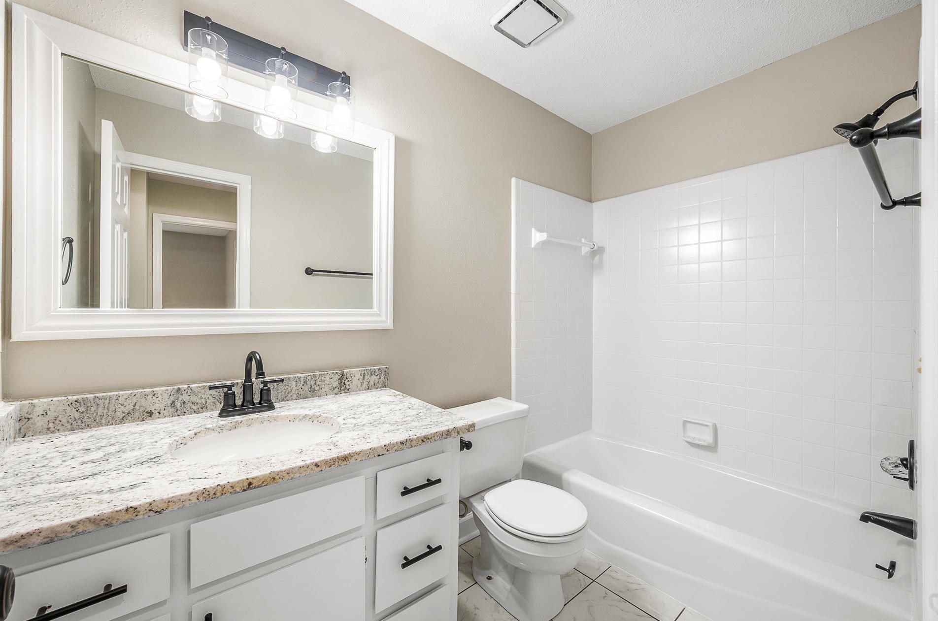 117 Hickory Trace Dr, Charleston SC  29445-5452 exterior