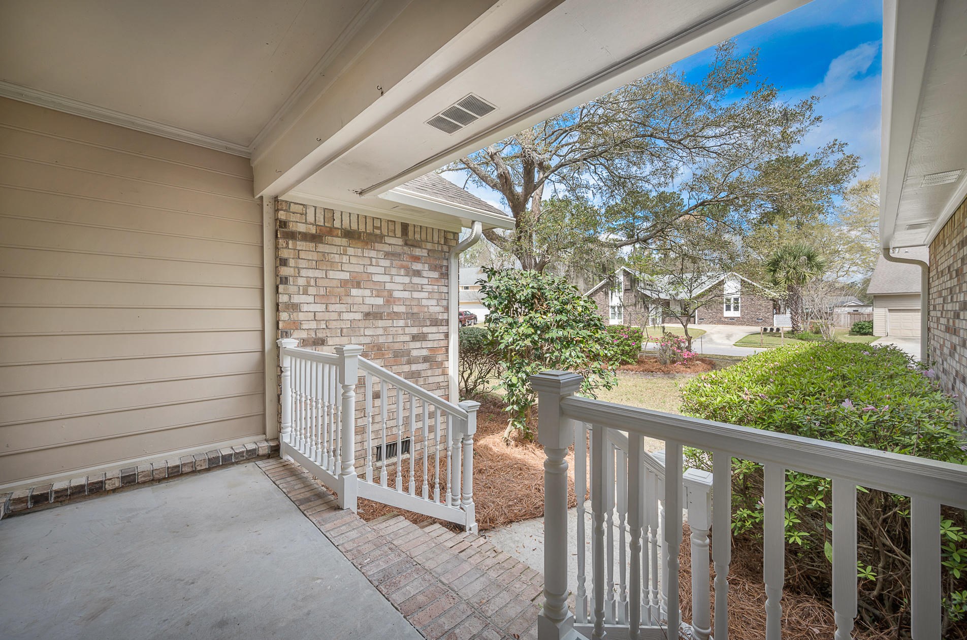 117 Hickory Trace Dr, Charleston SC  29445-5452 exterior