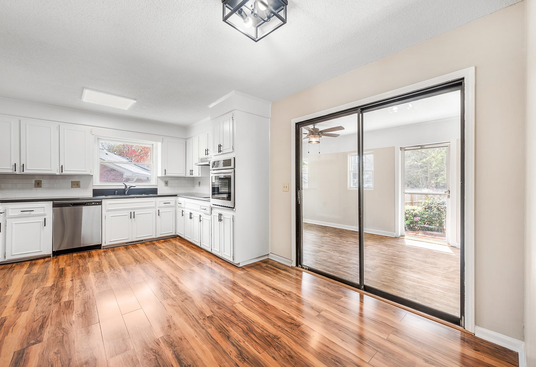 117 Hickory Trace Dr, Charleston SC  29445-5452 exterior