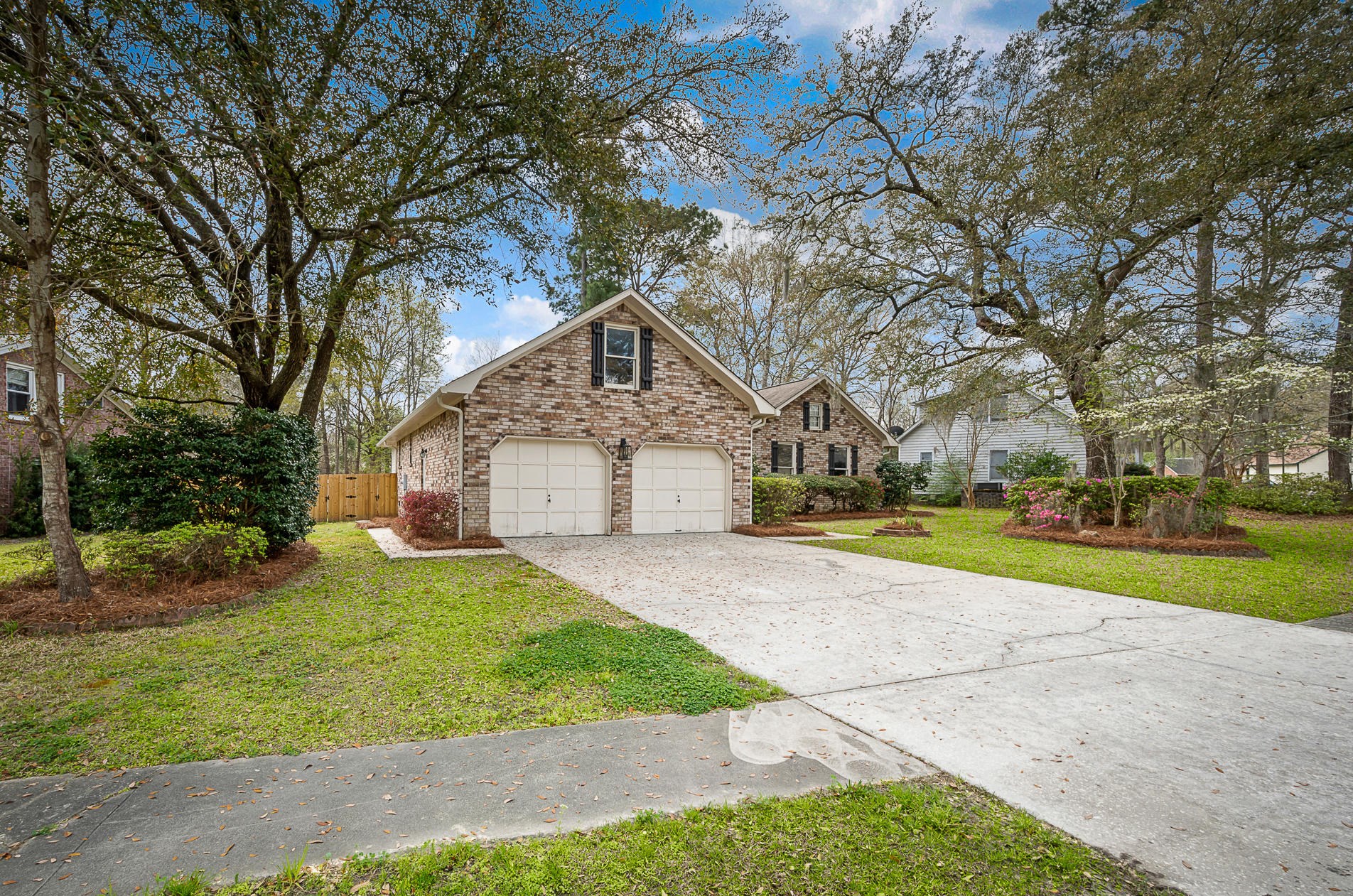 117 Hickory Trace Dr, Charleston SC  29445-5452 exterior