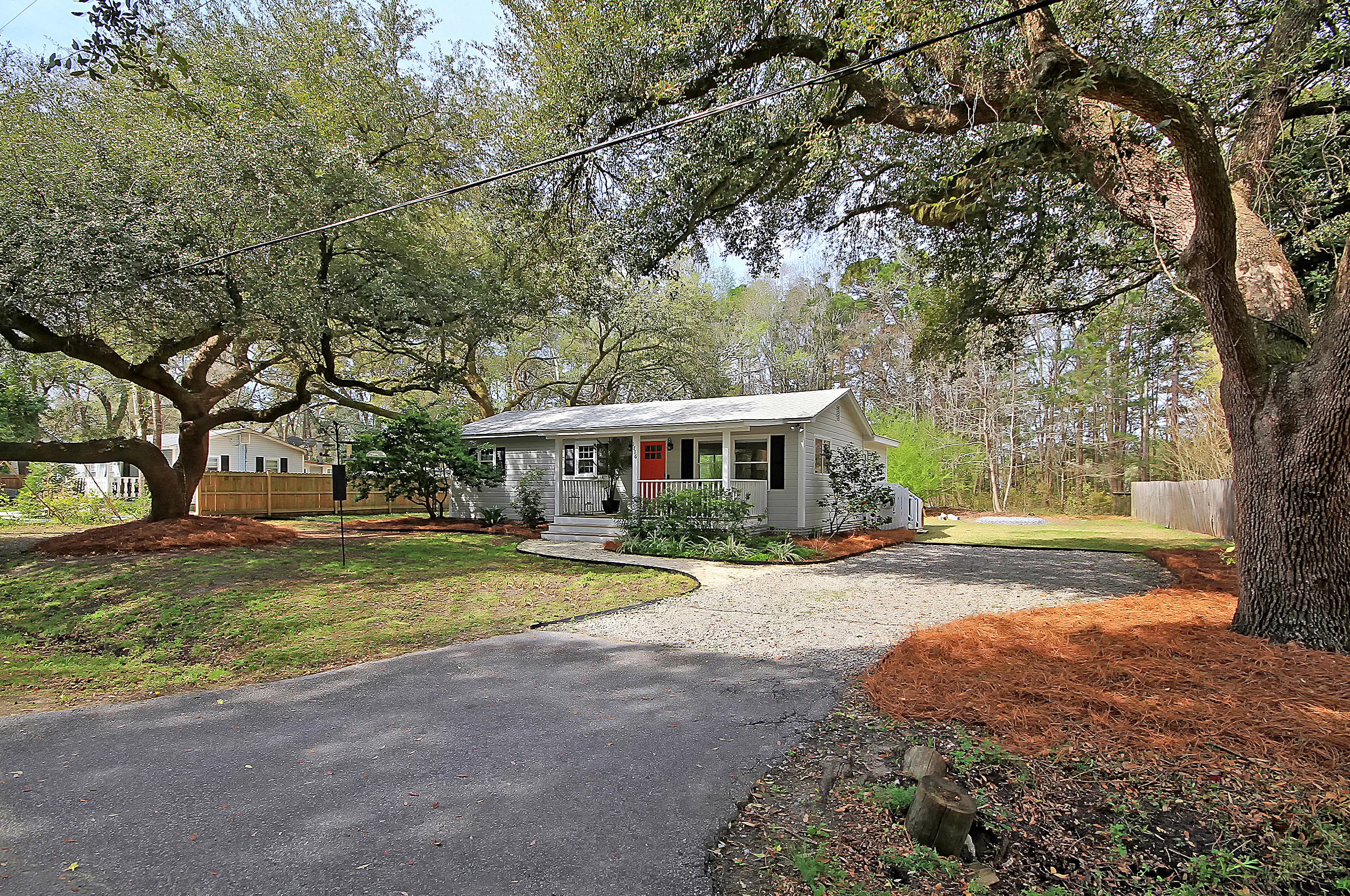 1716 Barracuda Rd, Johns Island, SC 29455