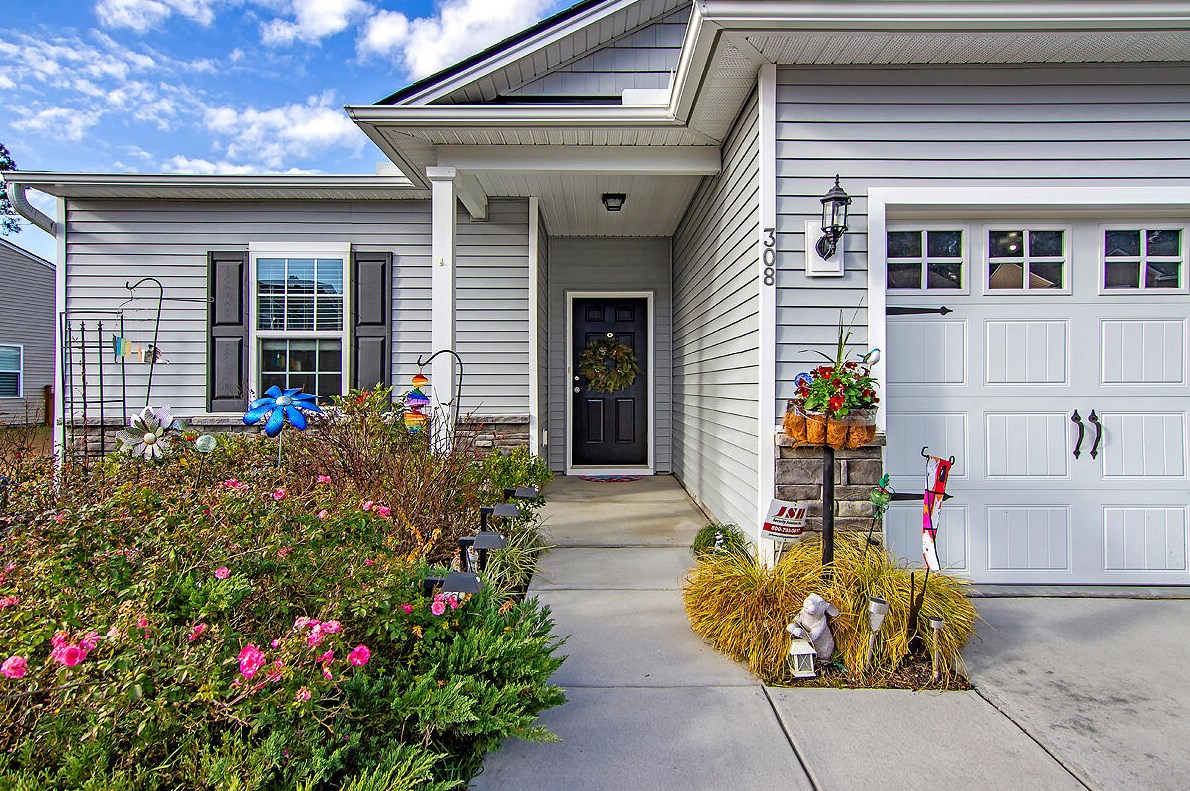 308 Decatur Dr, Summerville, SC 29486