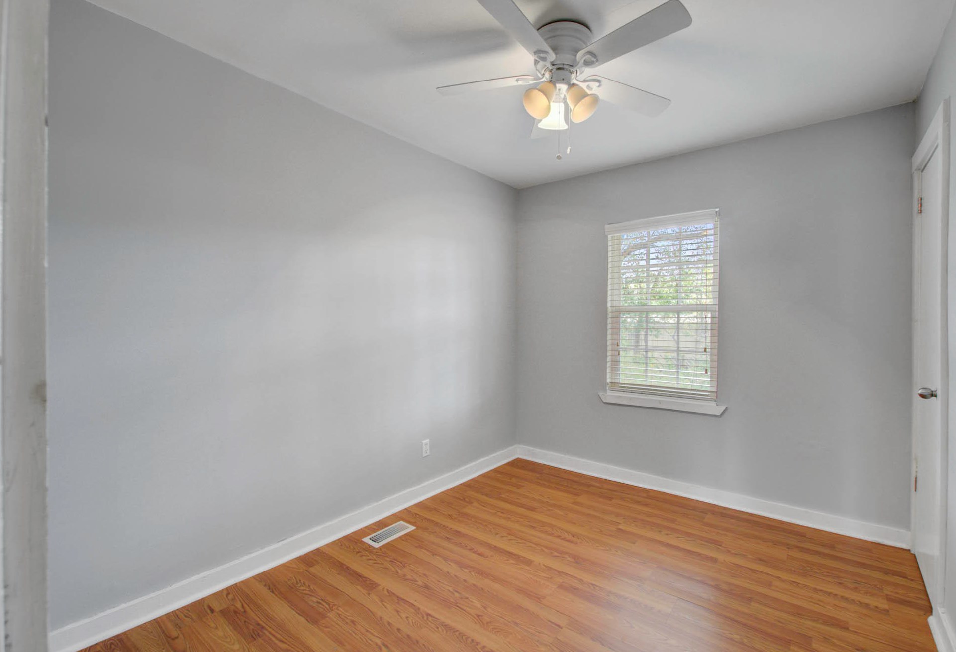 4335 Andrews St, Charleston SC  29418-5222 exterior