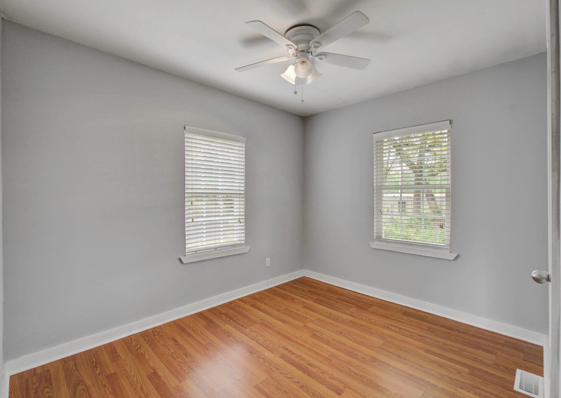 4335 Andrews St, Charleston SC  29418-5222 exterior