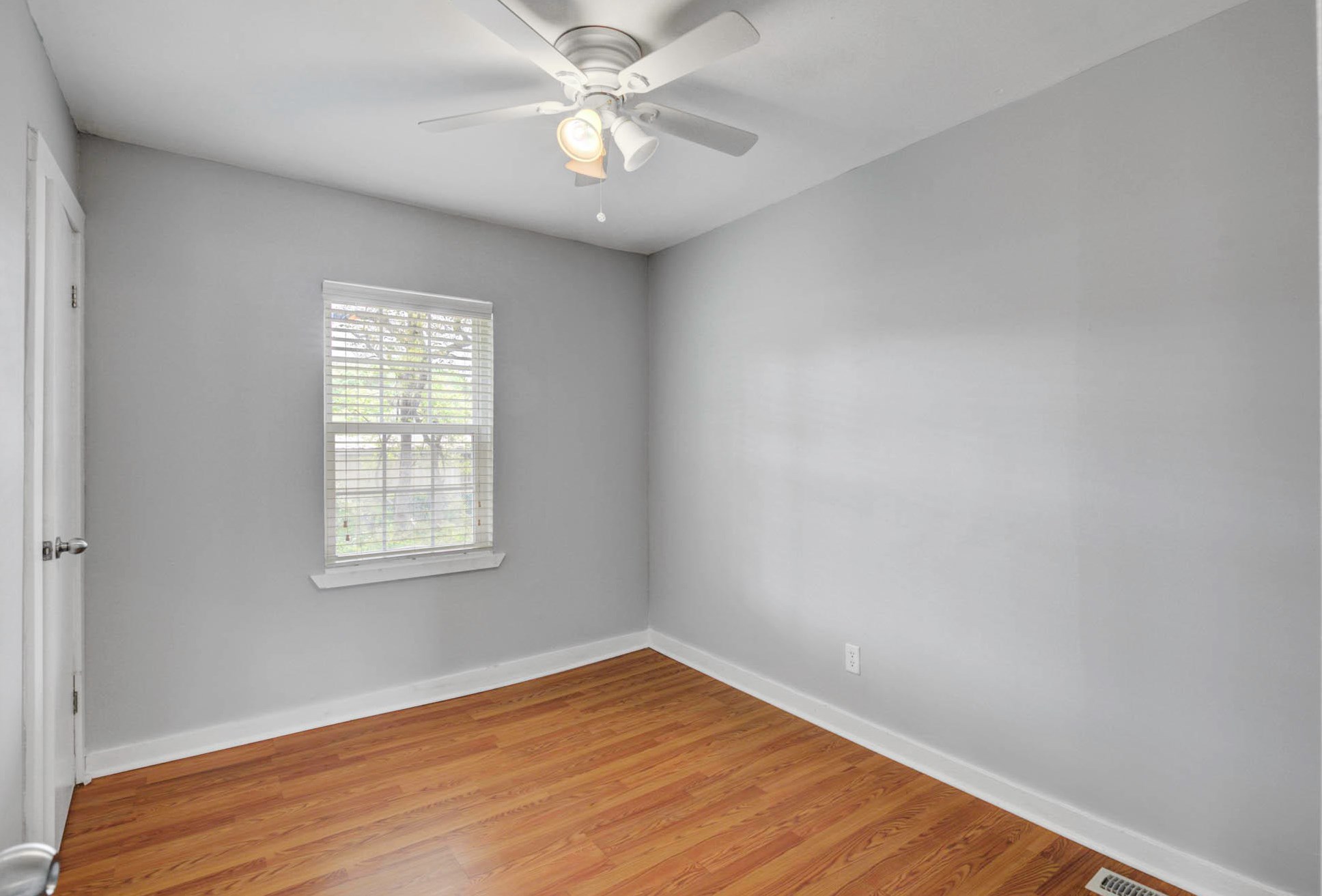 4335 Andrews St, Charleston SC  29418-5222 exterior