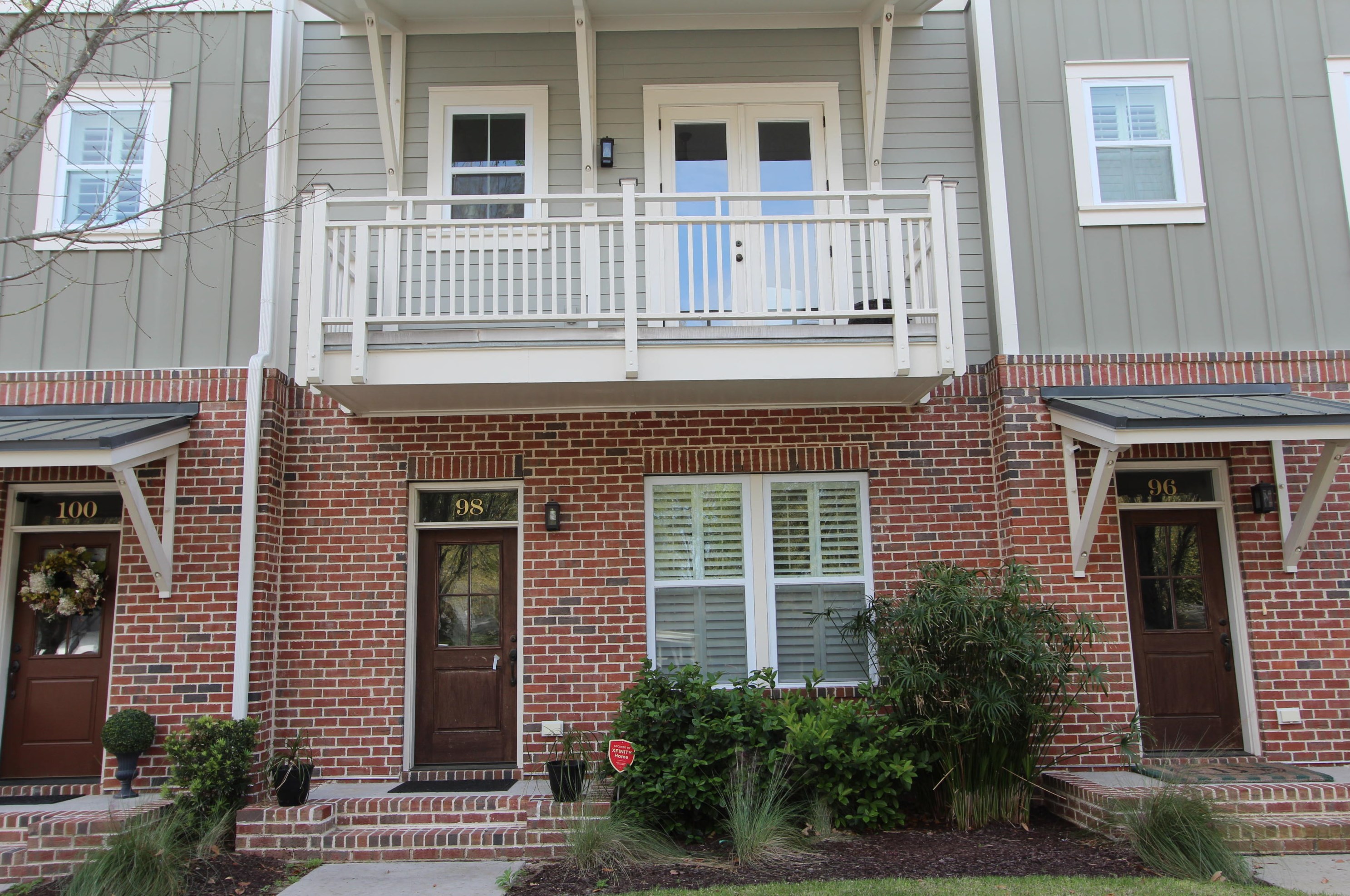 98 Vincent Dr, Mount Pleasant, SC 29464