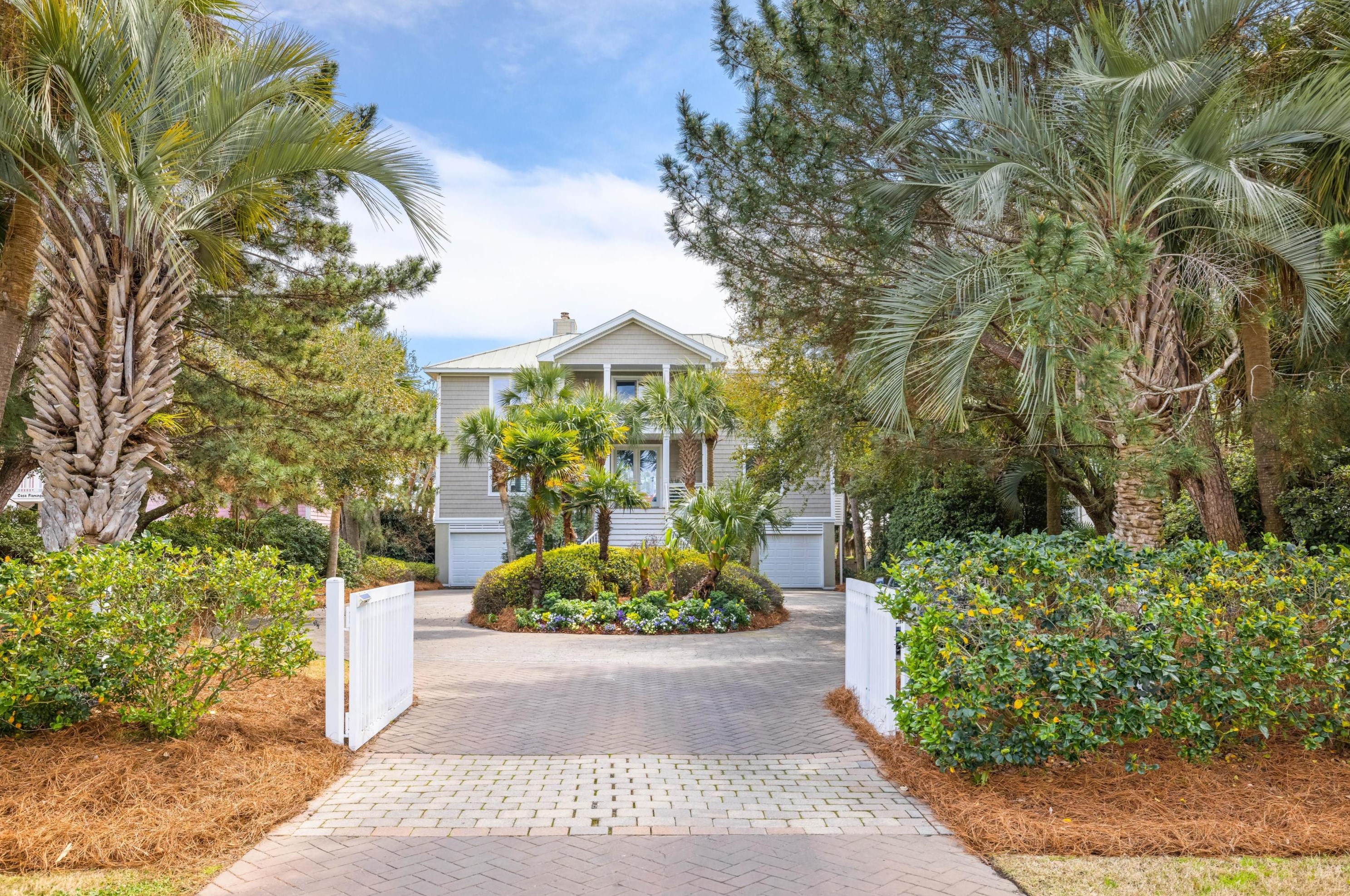 910 Ocean Blvd, Isle of Palms, SC 29451