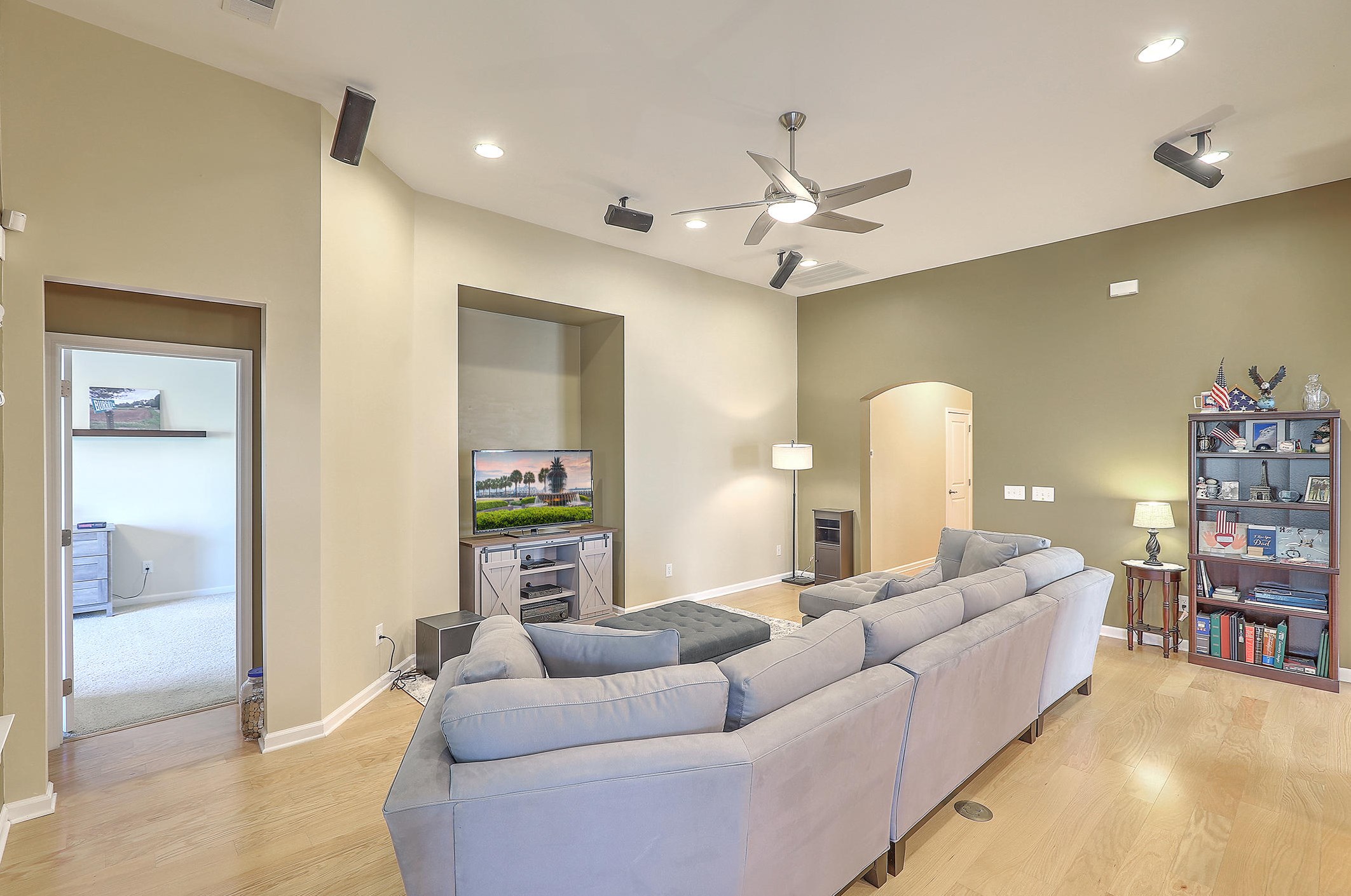 9670 Islesworth Way, Summerville SC  29485-9062 exterior