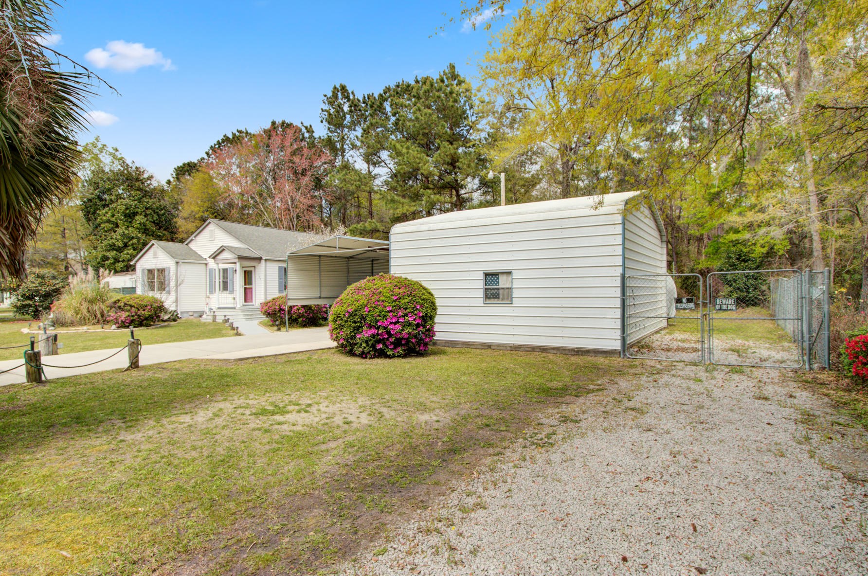 168 Ravenell Dr, Alvin, SC 29479-9701