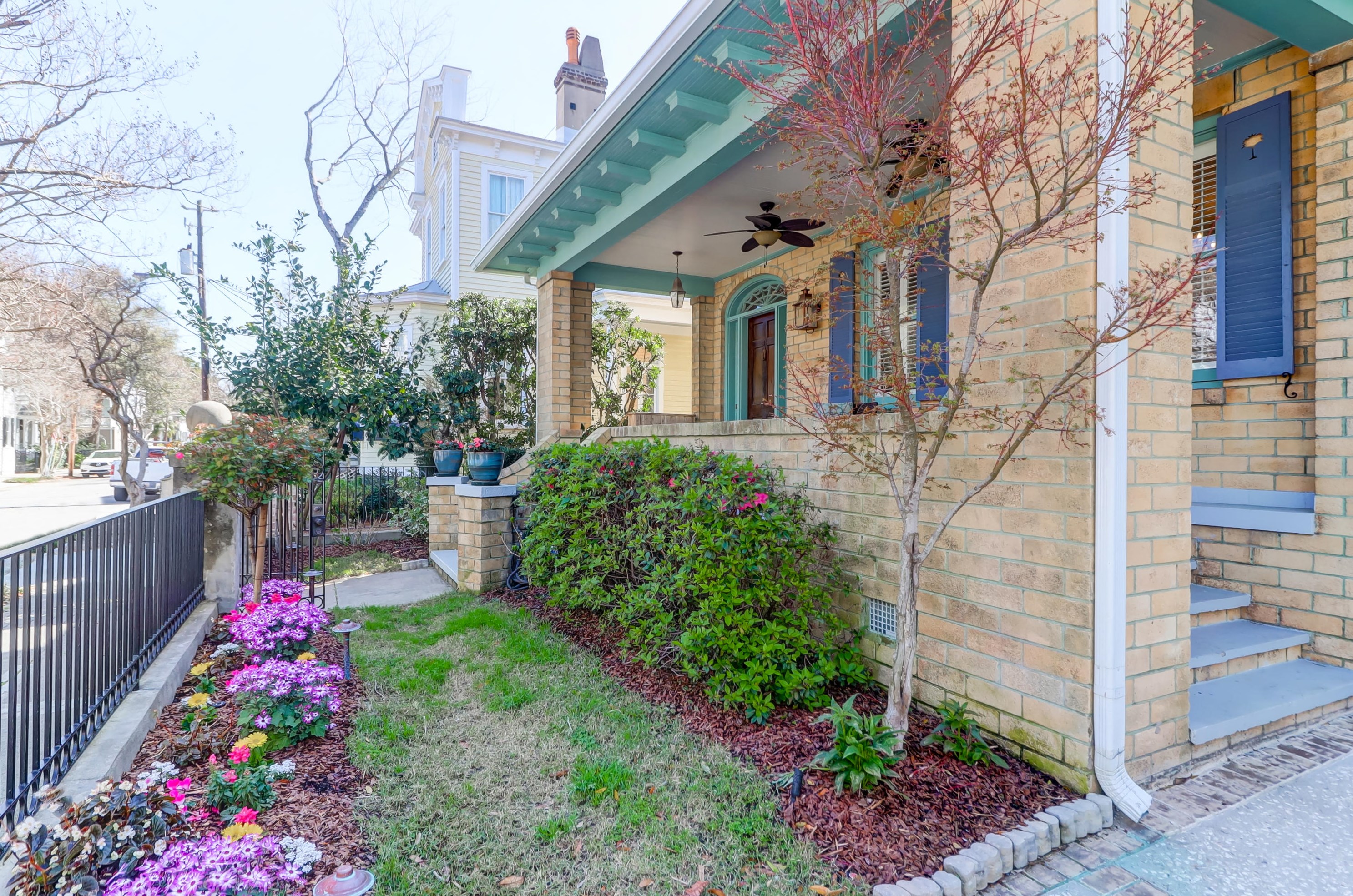 75 Bull St, Charleston, SC 29401-1304