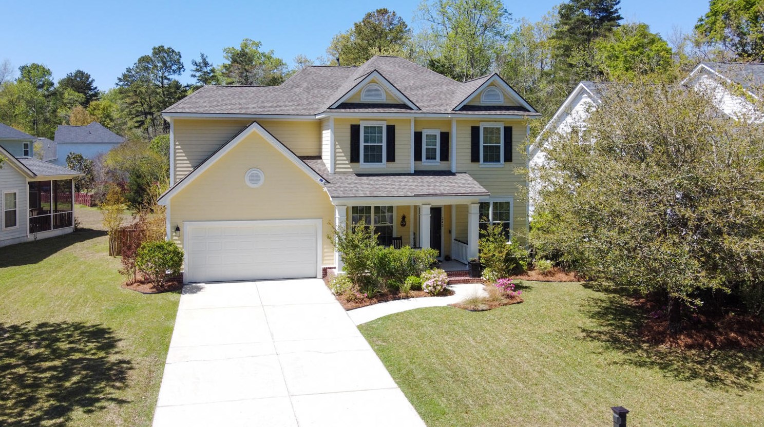 242 Carolinian Dr, Summerville, SC 29485-7854