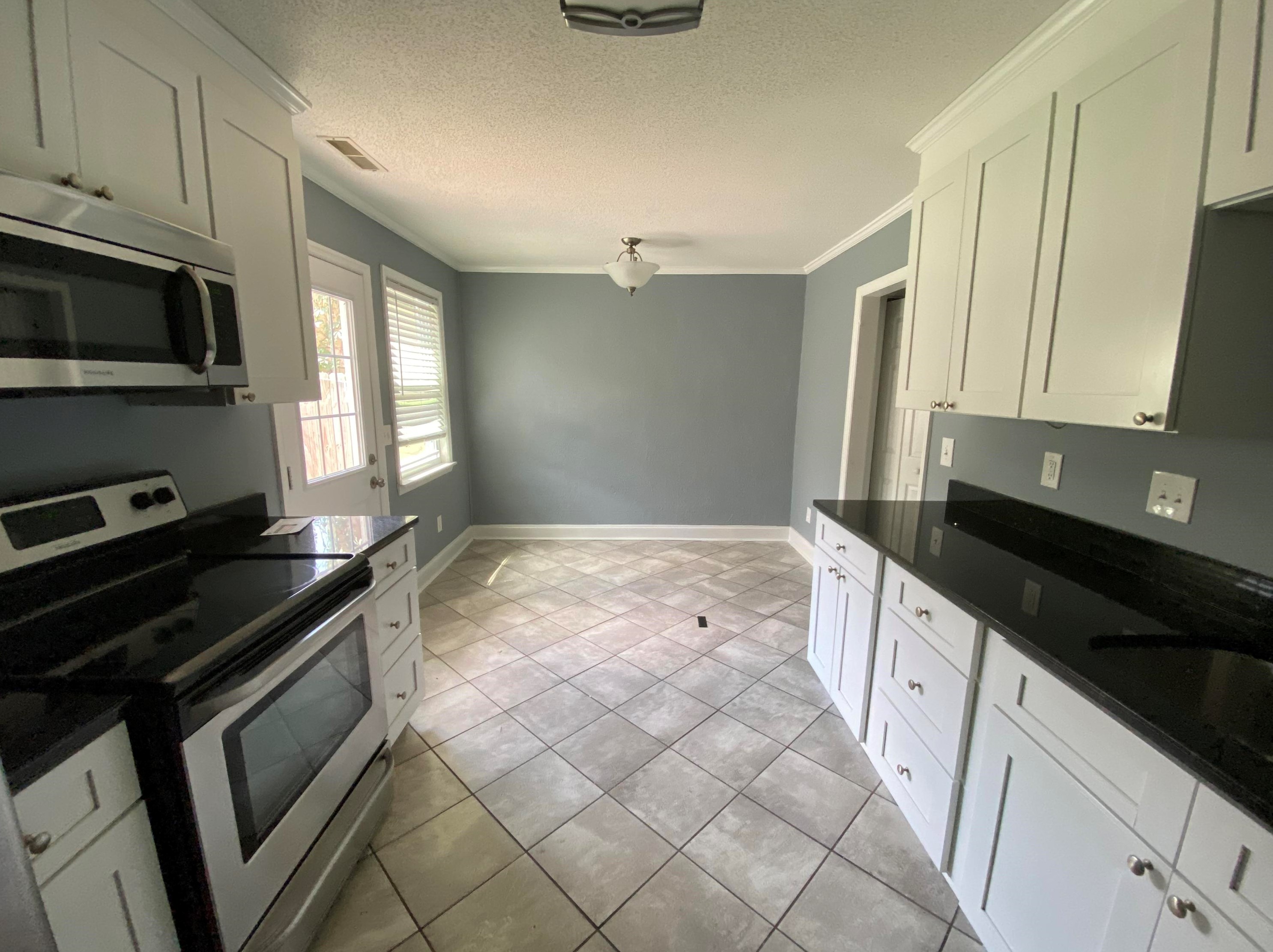 71 Nassau St, Charleston, SC 29403