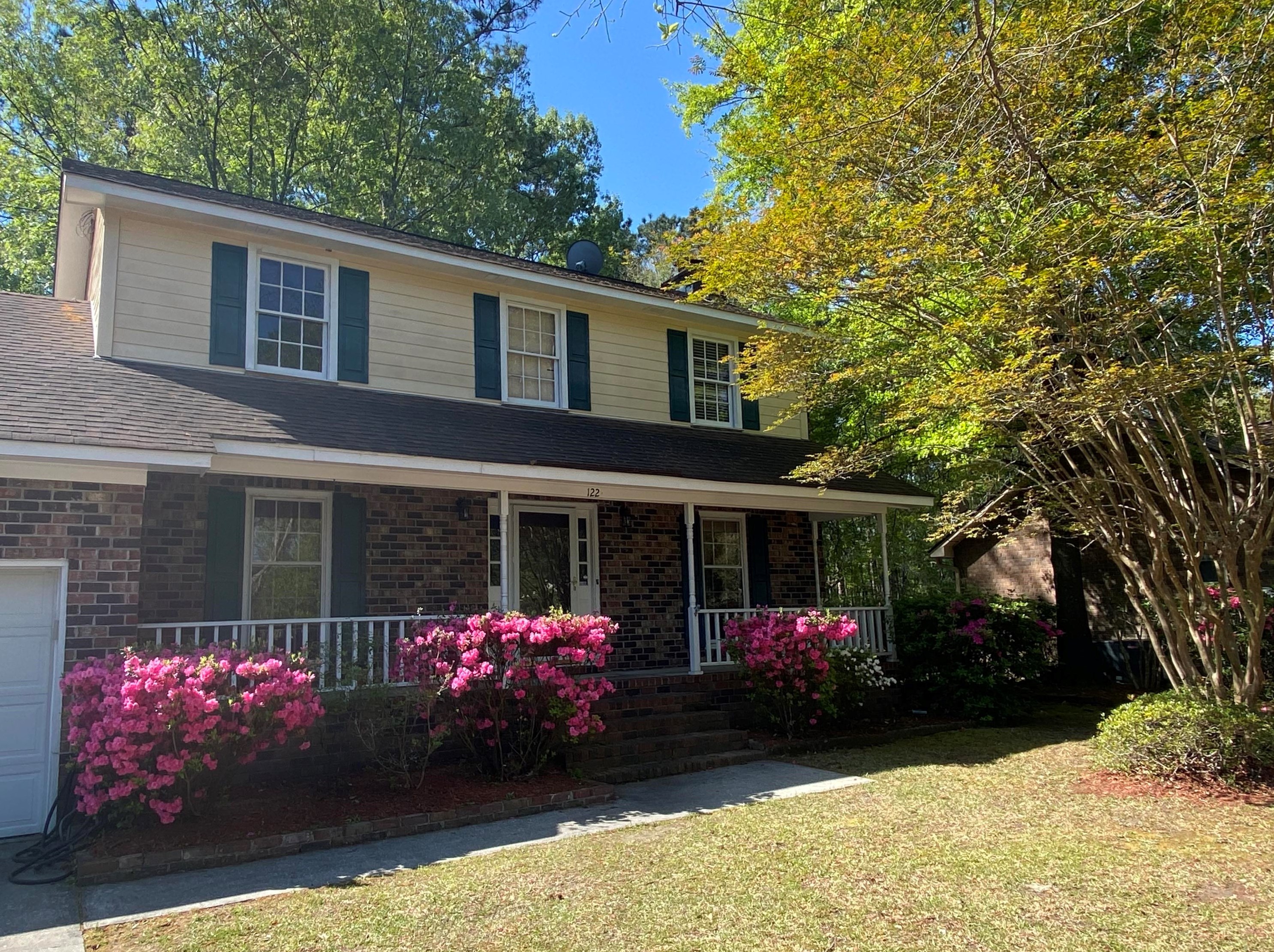 122 Westerfield Dr, Charleston, SC 29445-5325
