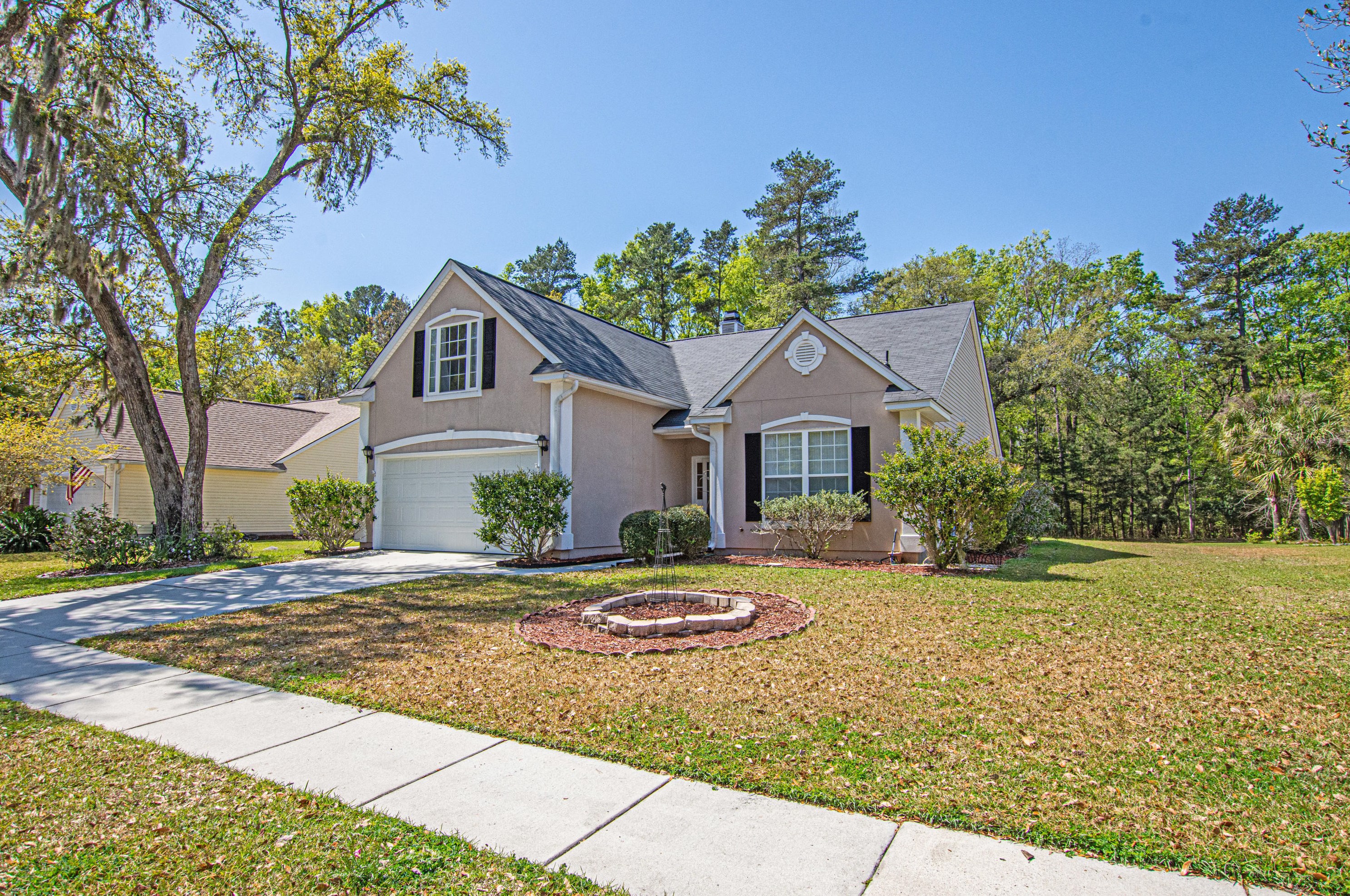 118 Oakbluff Rd Summerville Sc 29485 Mls 21009033 Coldwell Banker