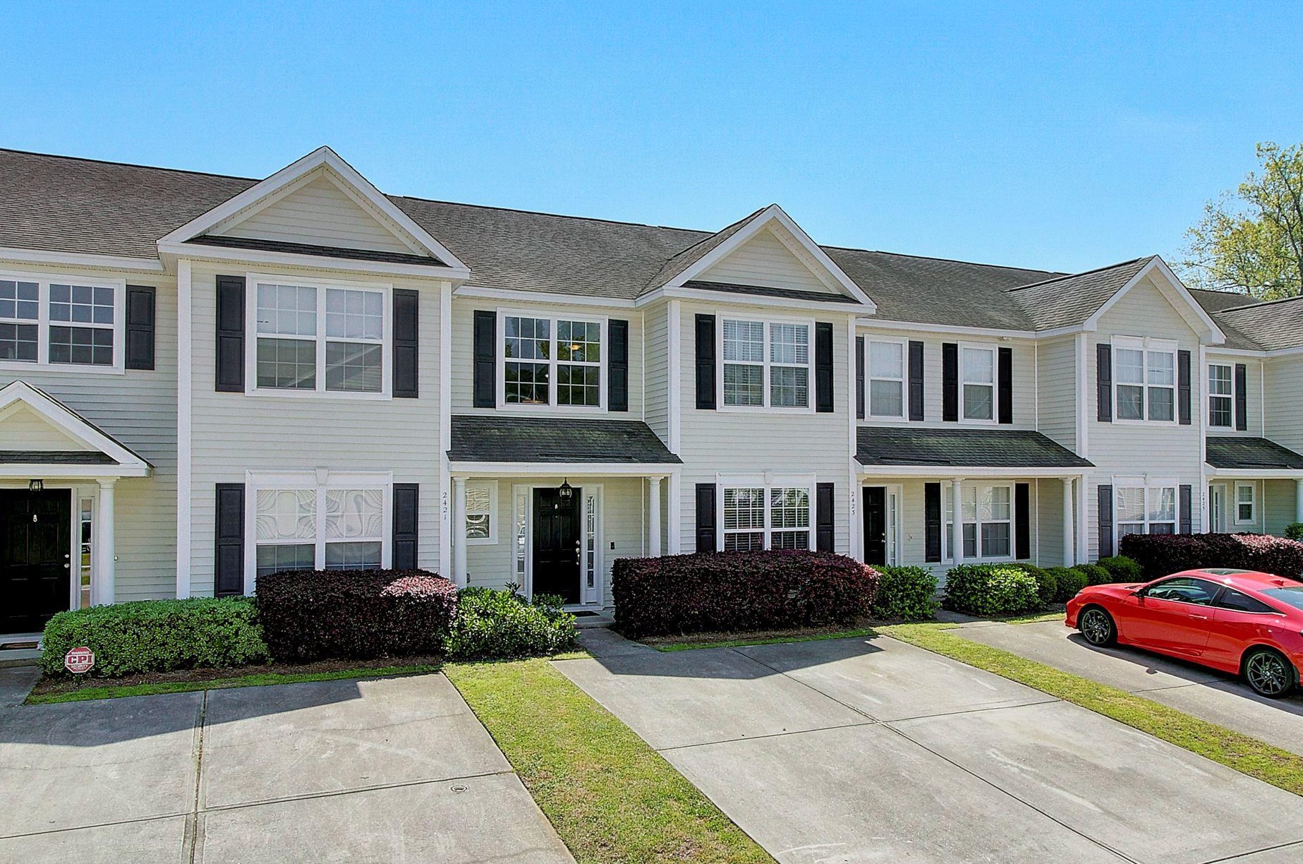 2421 Scholar Ln, Charleston, SC 29406