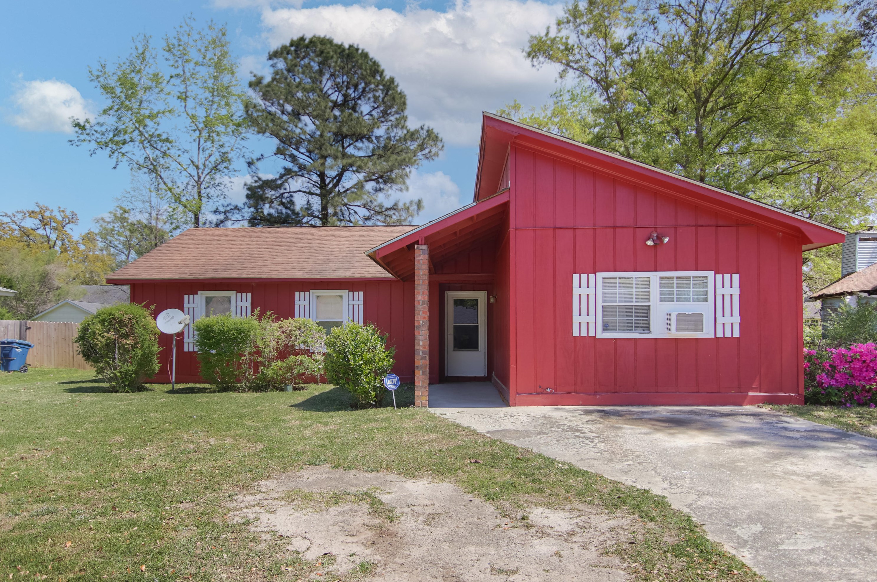 780 Corral Dr, Charleston, SC 29414-5114