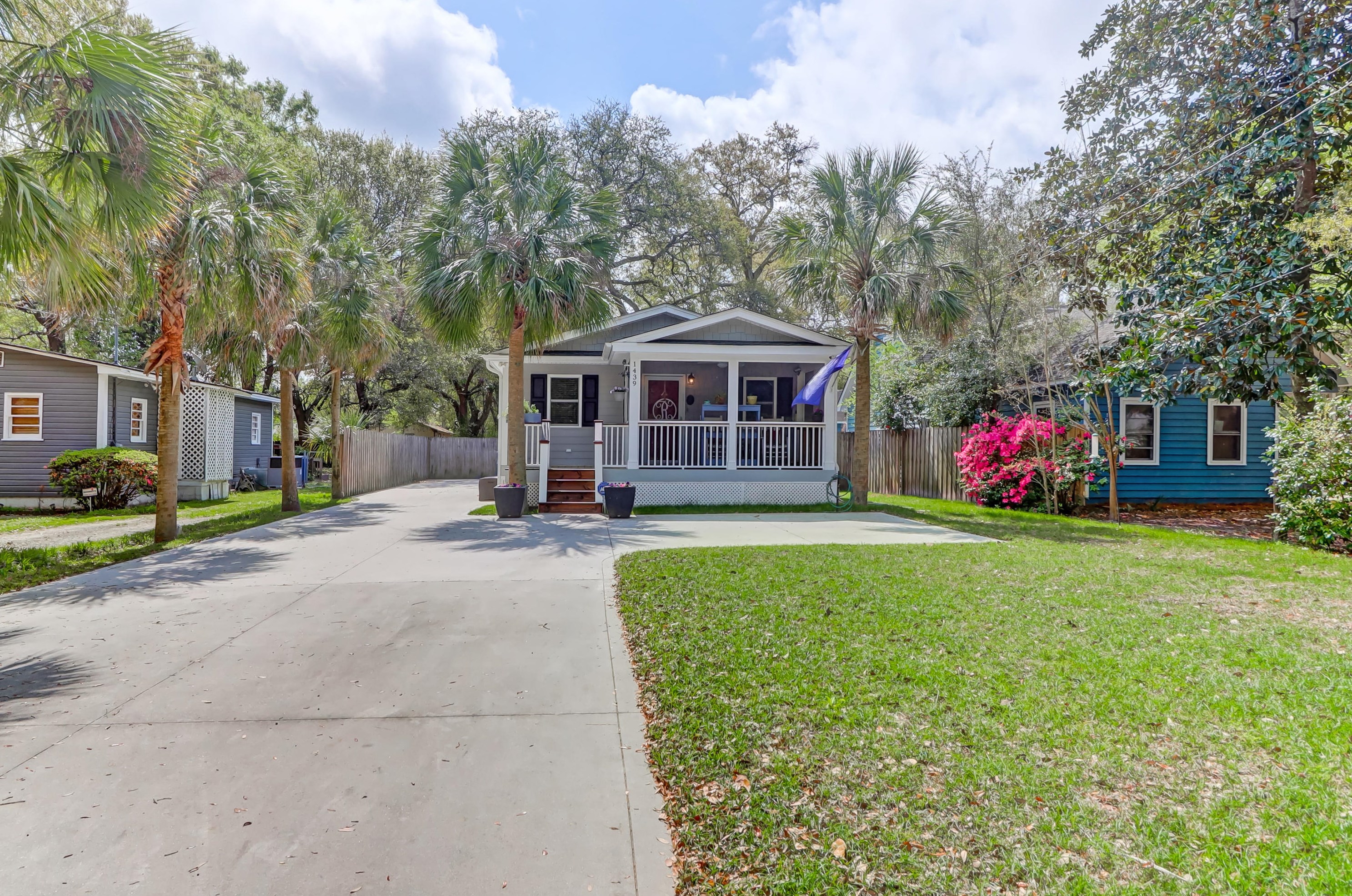 1439 Joy Ave, Charleston, SC 29407-3605