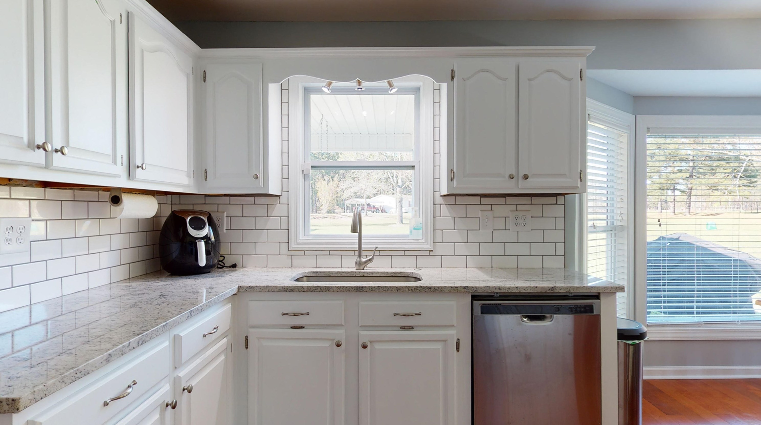 504 Sugar Ln, Cordesville SC  29434-9696 exterior