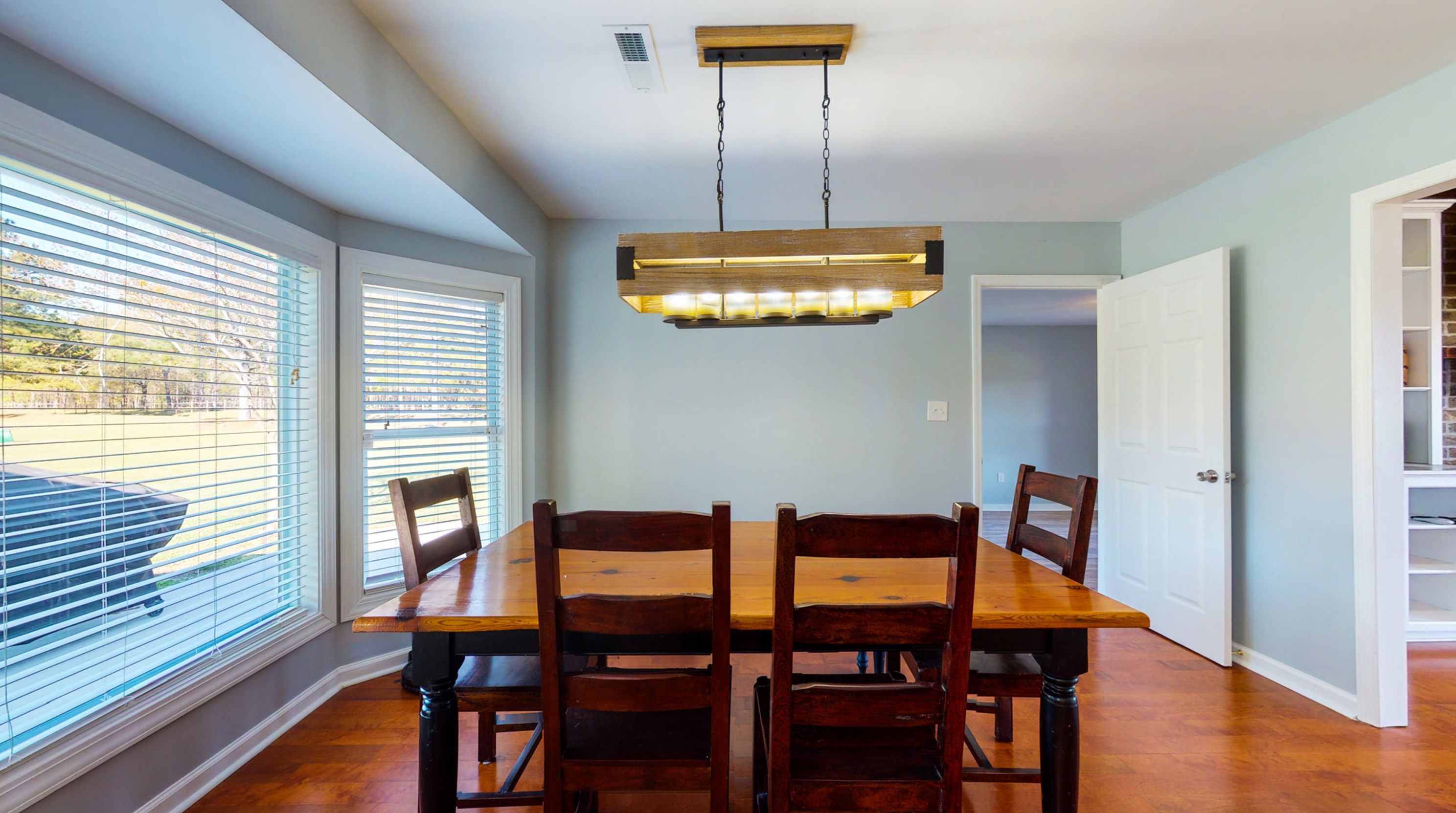504 Sugar Ln, Cordesville SC  29434-9696 exterior