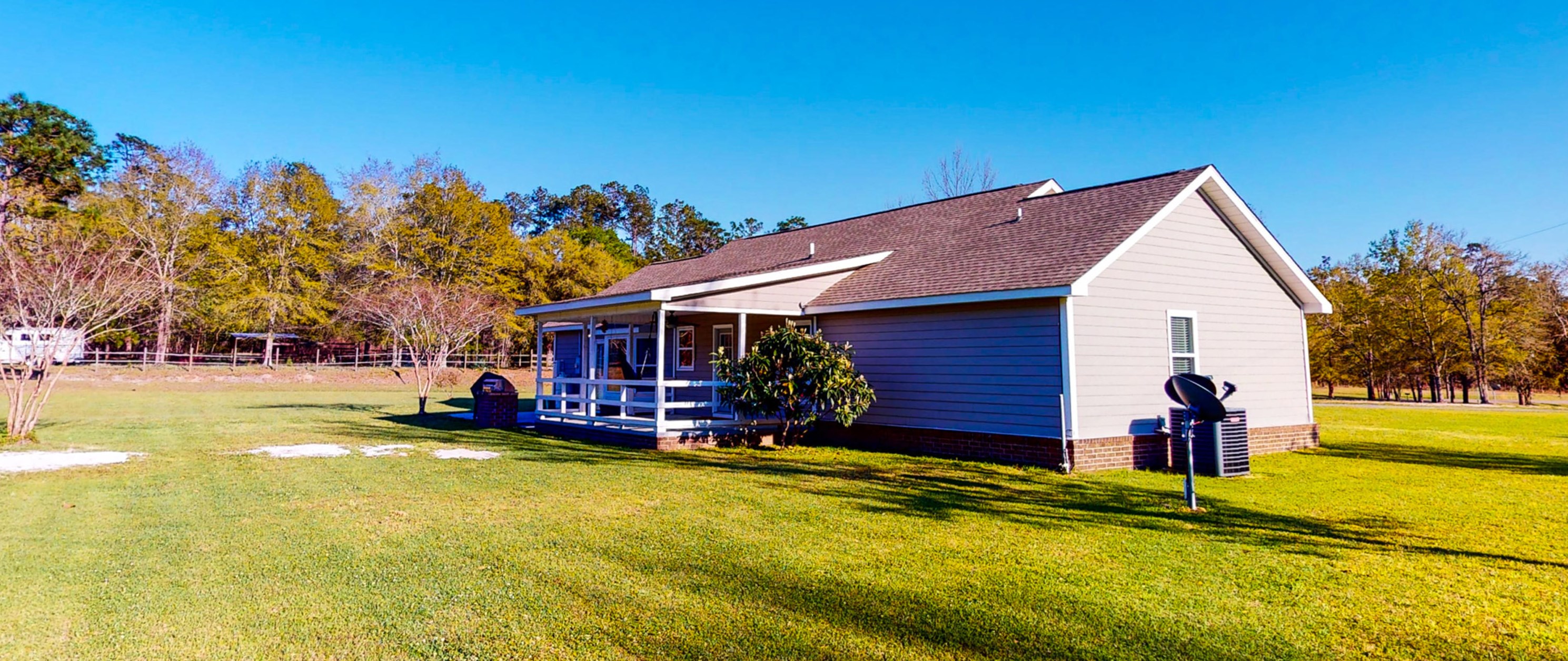 504 Sugar Ln, Cordesville SC  29434-9696 exterior