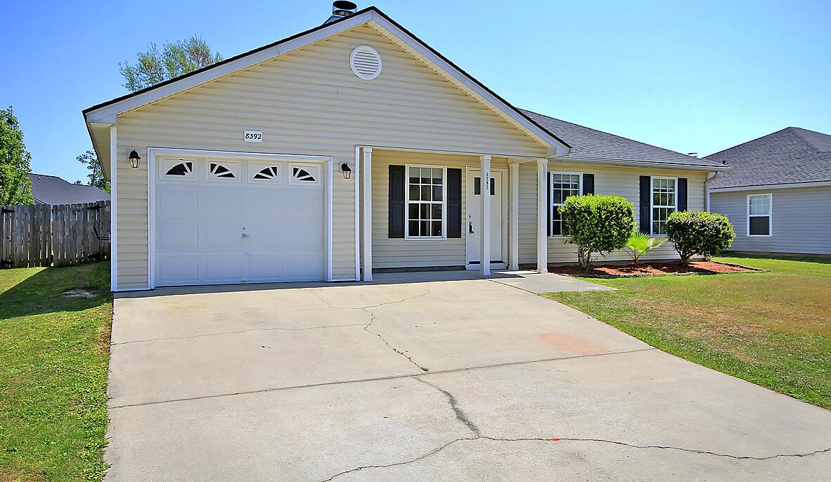 8392 Waltham Rd, Charleston, SC 29406-9536