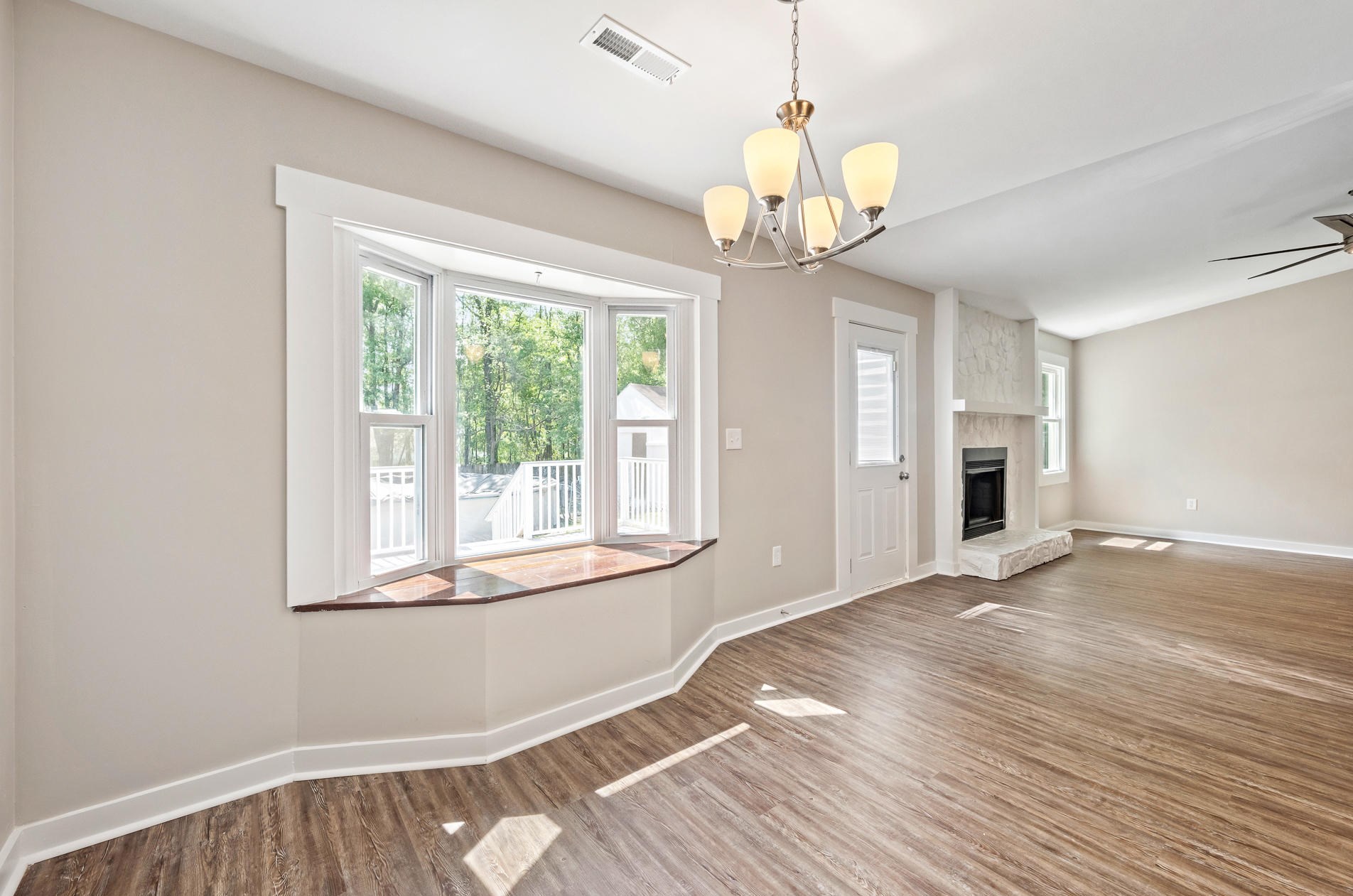 105 Iron Rd, Summerville SC  29483-7728 exterior