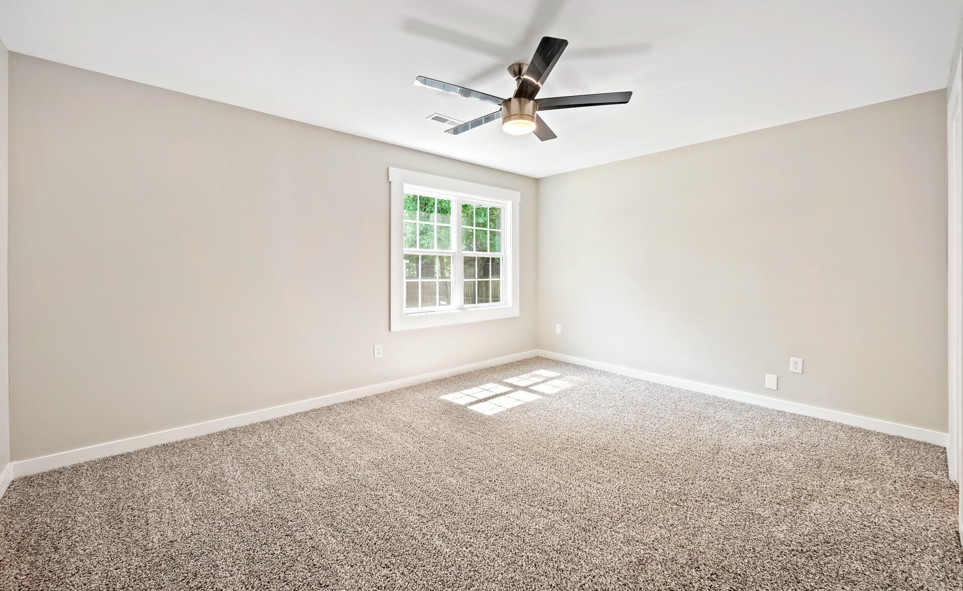 105 Iron Rd, Summerville SC  29483-7728 exterior