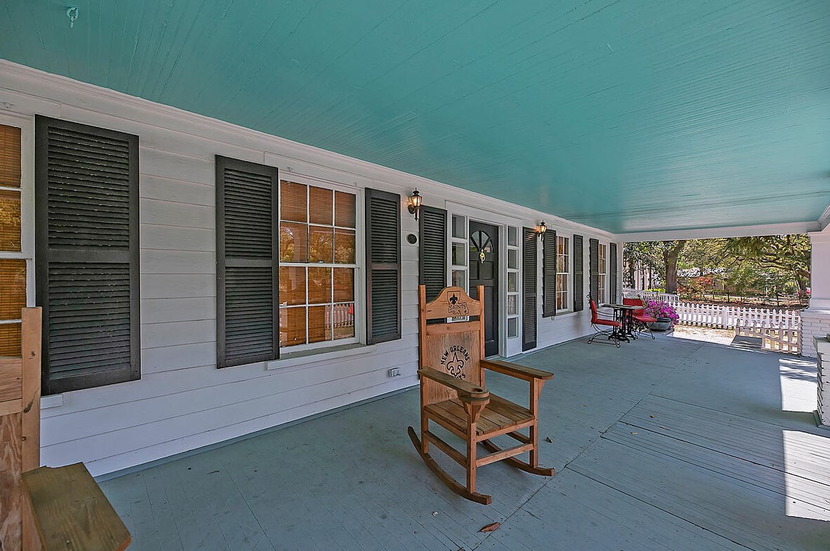 401 Black St, Walterboro SC  29488-4310 exterior