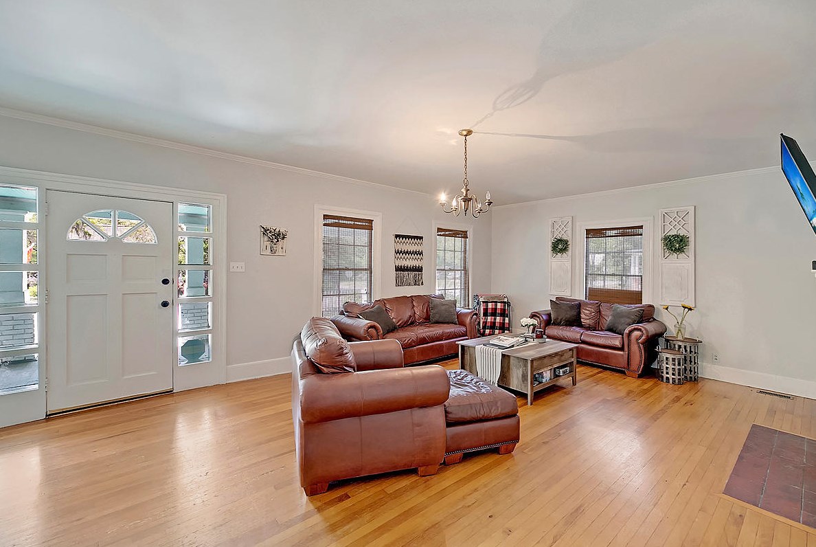 401 Black St, Walterboro SC  29488-4310 exterior