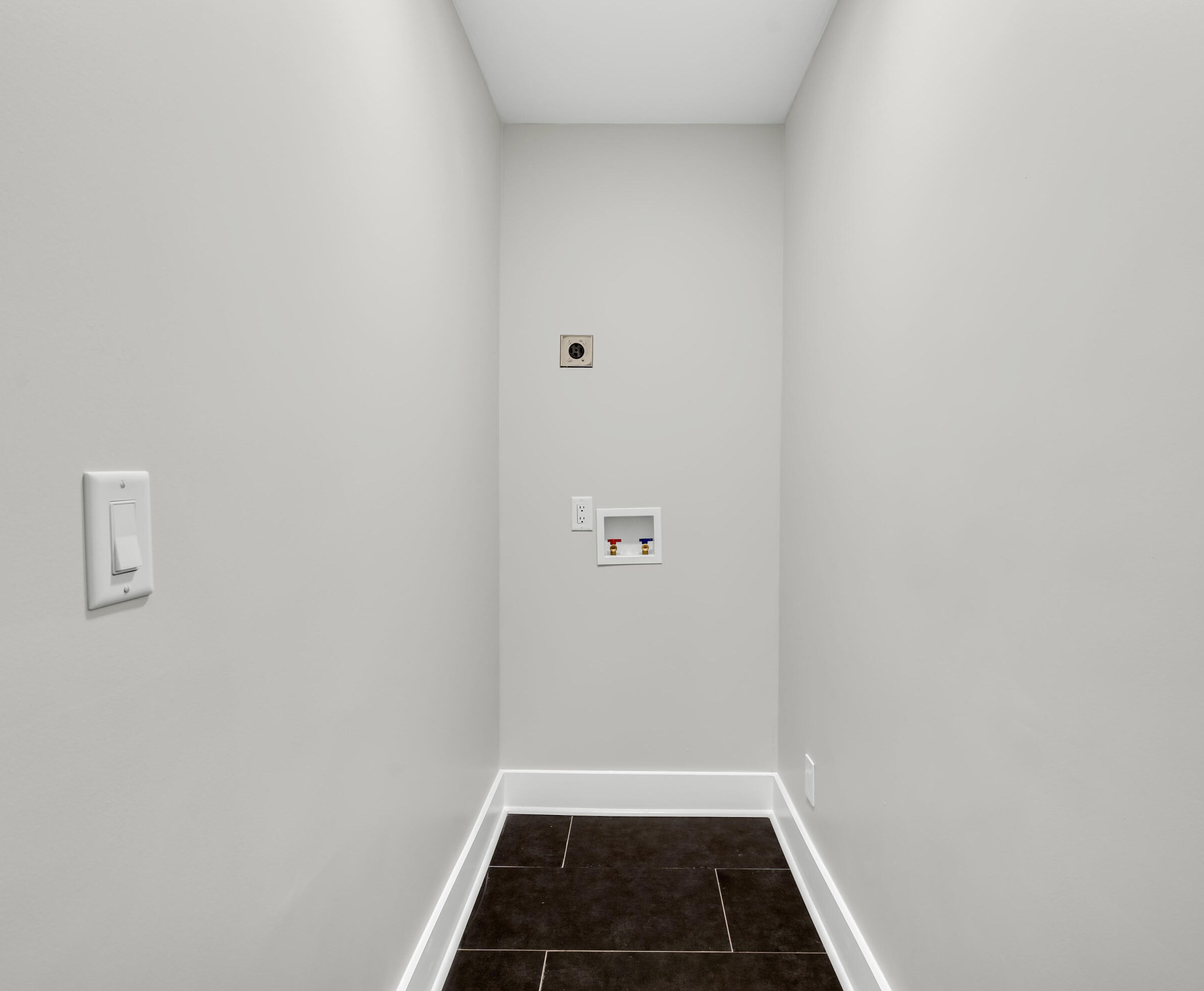 404 Parkdale Dr, Charleston SC  29414-4908 exterior