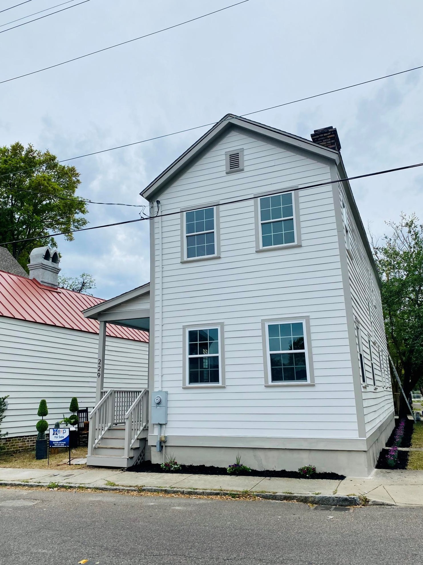 229 Nassau St, Charleston, SC 29403-5064