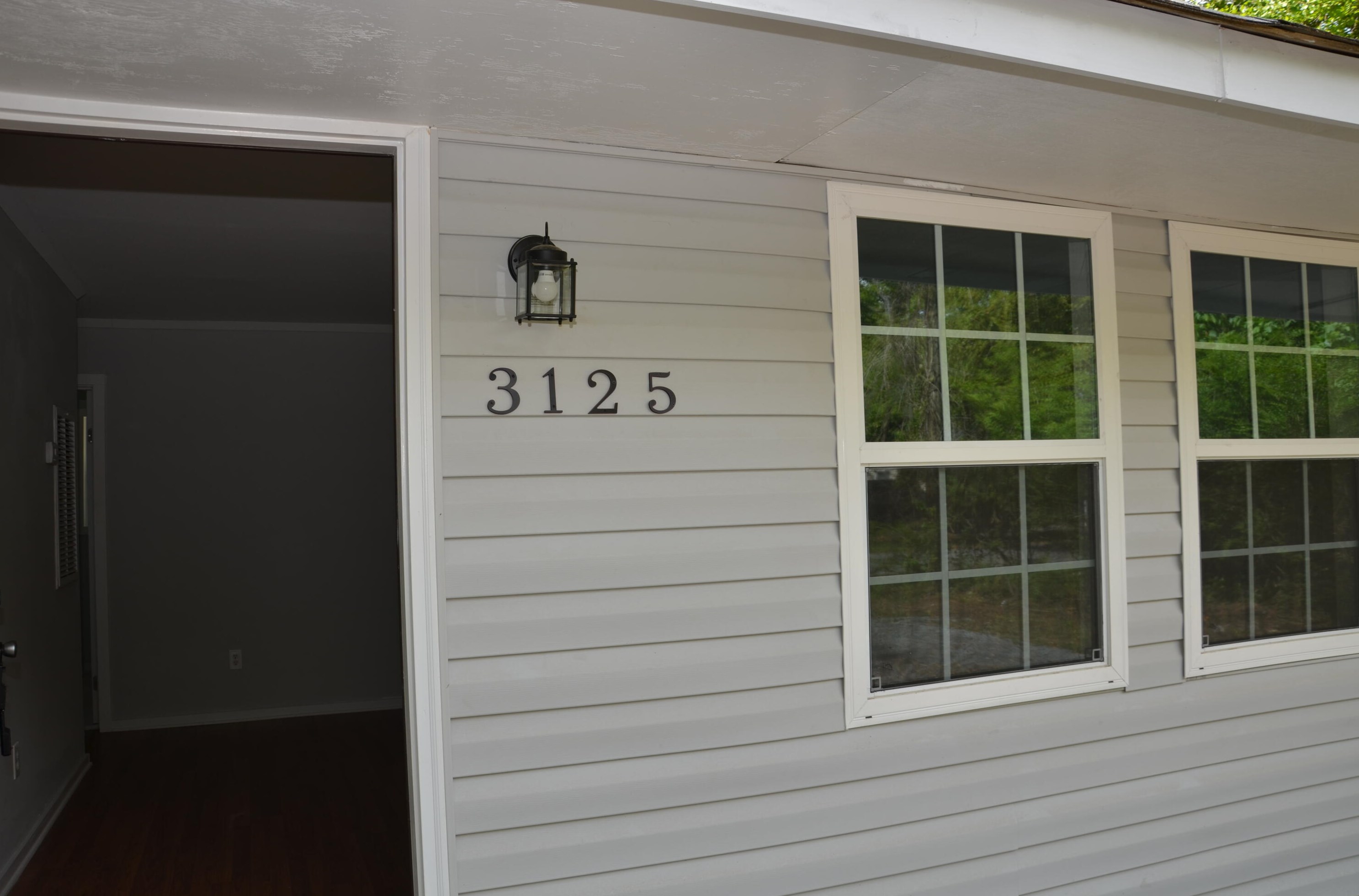 3125 Terry Dr, Charleston, SC 29405-8209