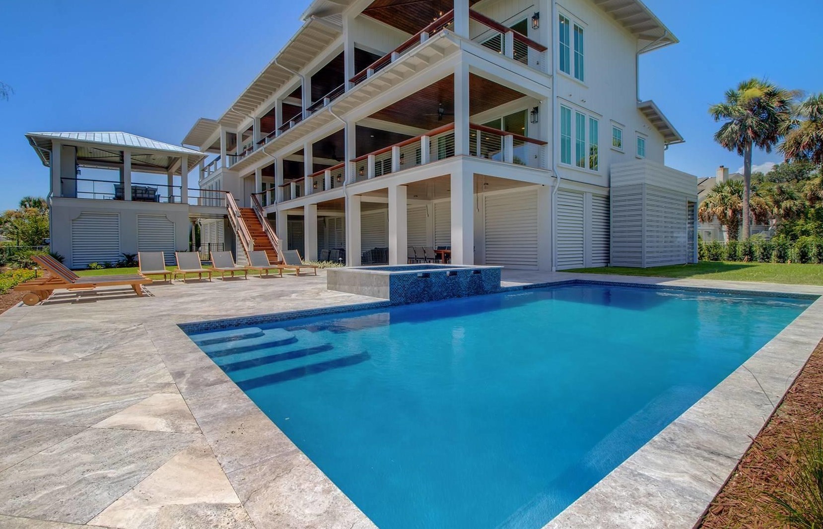 4 51st Ave, Isle of Palms, SC 29451