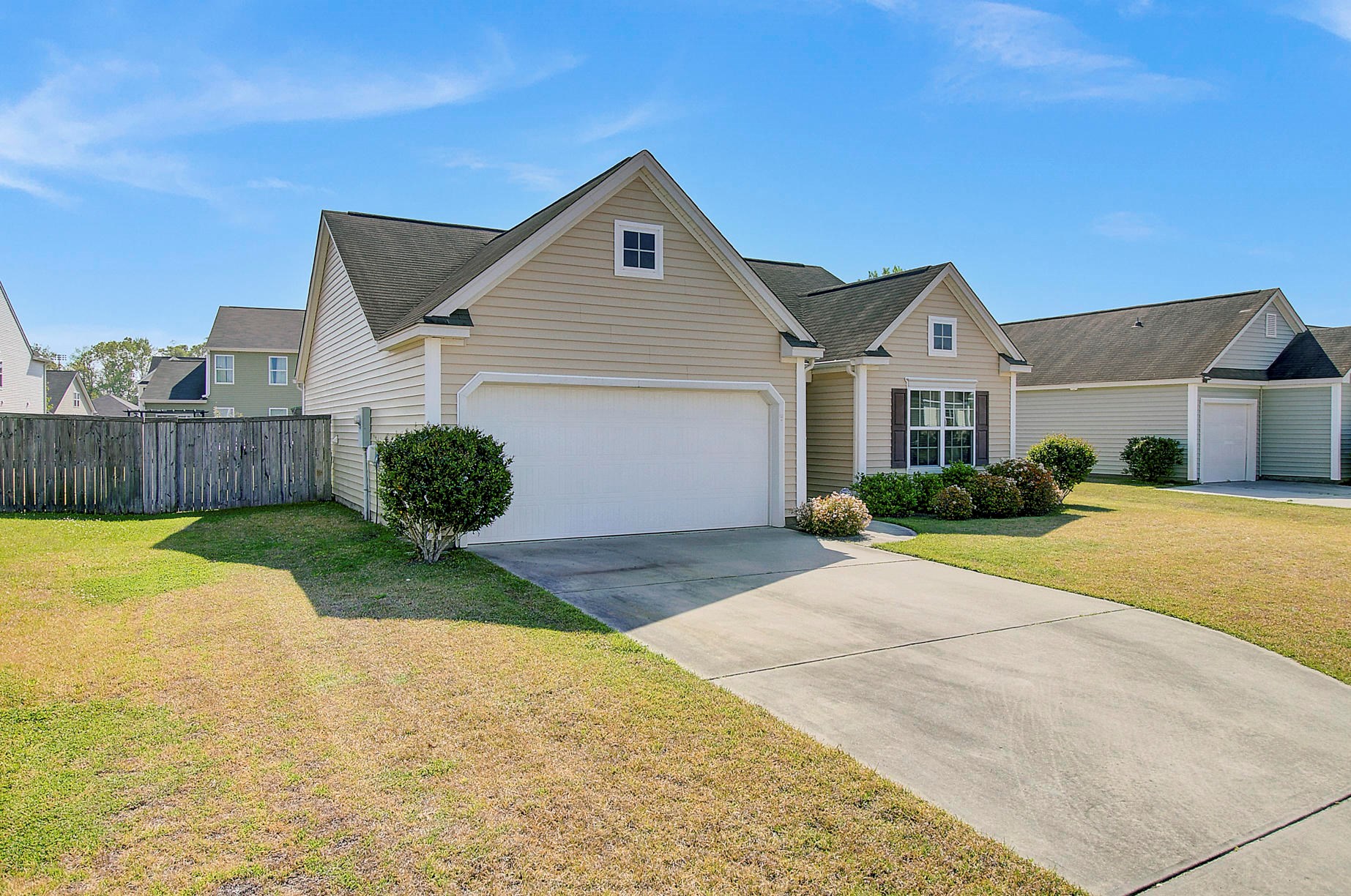 7822 Jean Rebault Dr, Charleston, SC 29420-9016