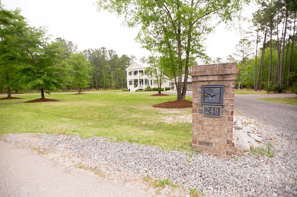 248 Huntington Ct, Walterboro, SC 29488-9543