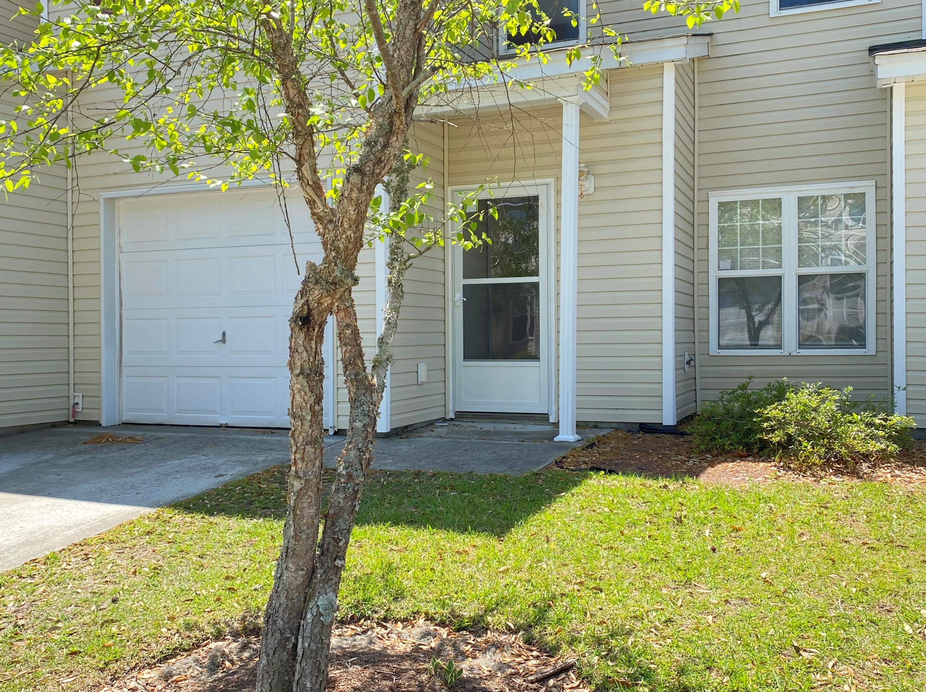 148 Grand Oaks Dr, Ladson, SC 29456