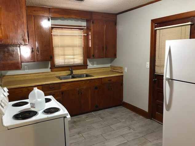 4317 Whitney Dr #a, Charleston, SC 29405
