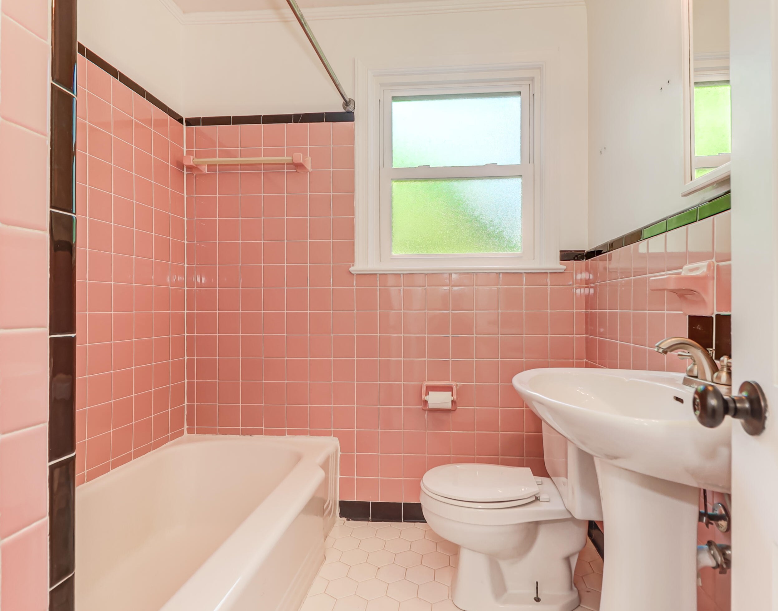 728 Melrose Dr, Charleston SC  29414-5506 exterior