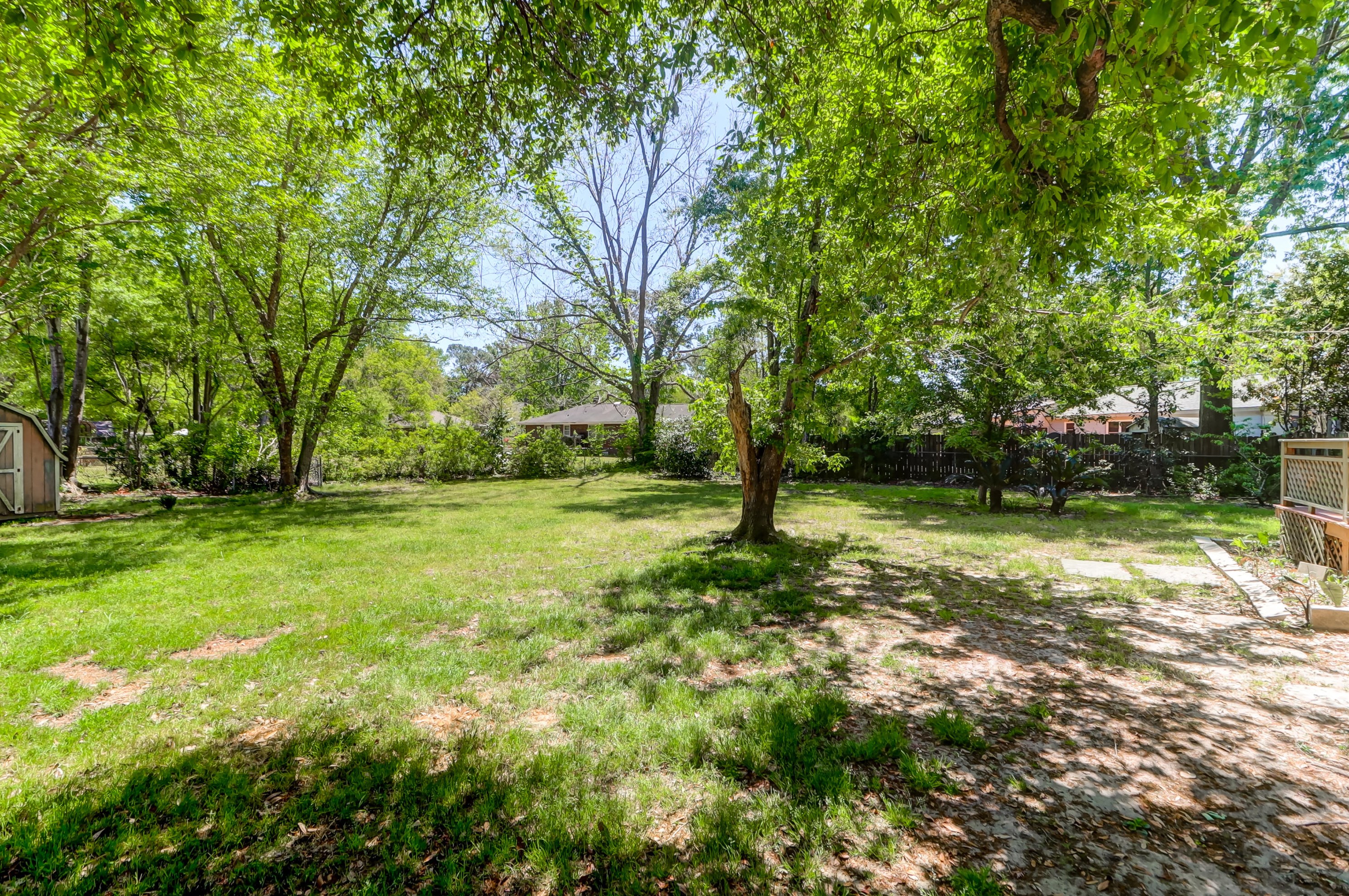 728 Melrose Dr, Charleston SC  29414-5506 exterior