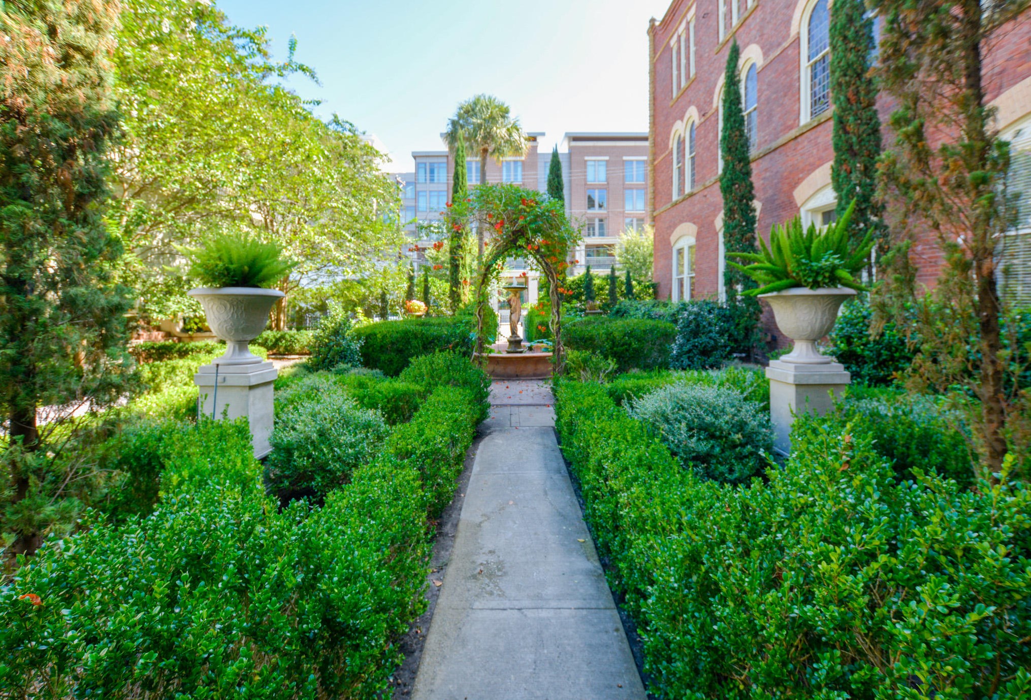 309 Meeting St #13, Charleston, SC