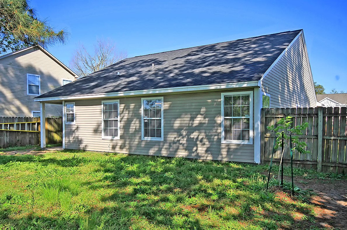 4045 Napoleon Dr, Charleston SC  29418-6819 exterior