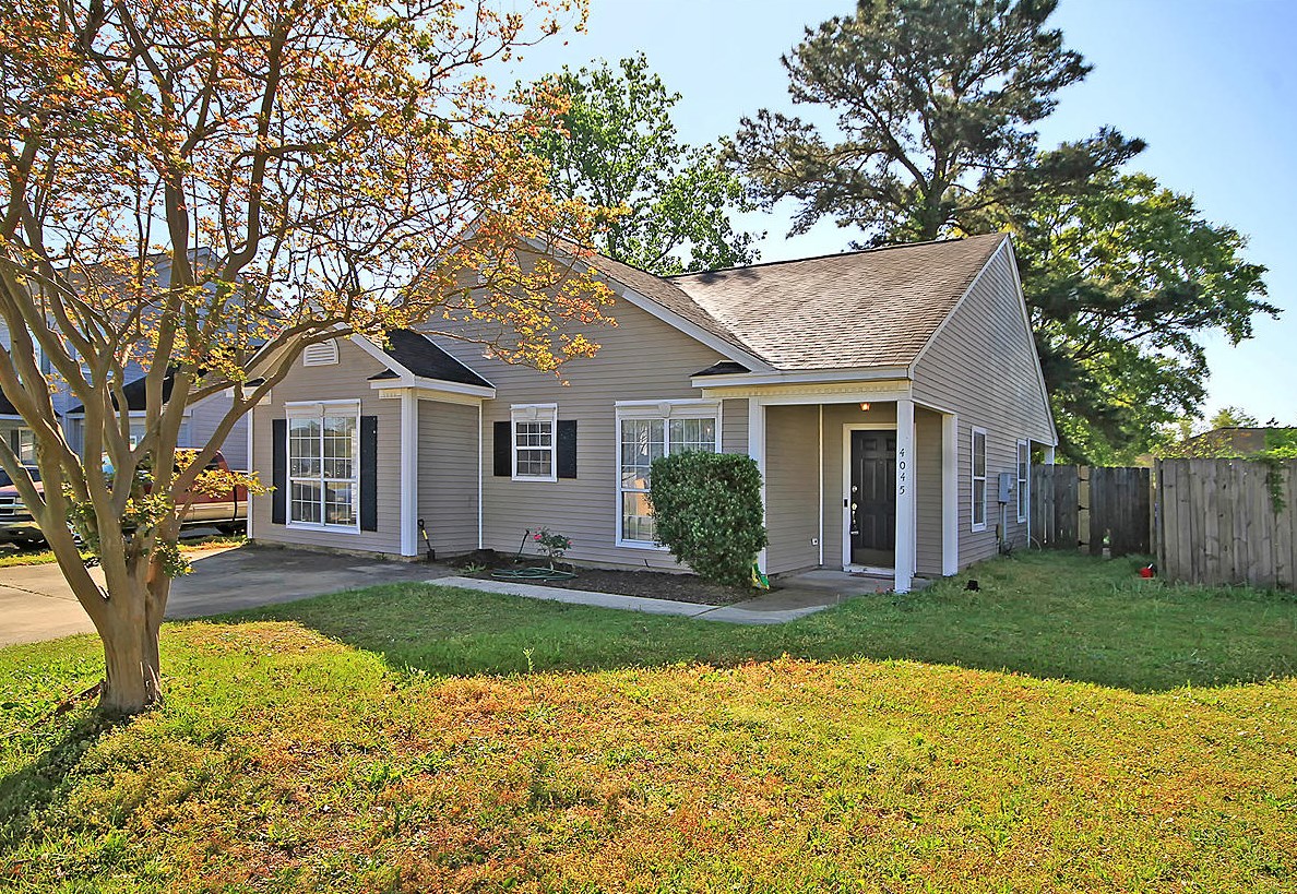 4045 Napoleon Dr, Charleston SC  29418-6819 exterior