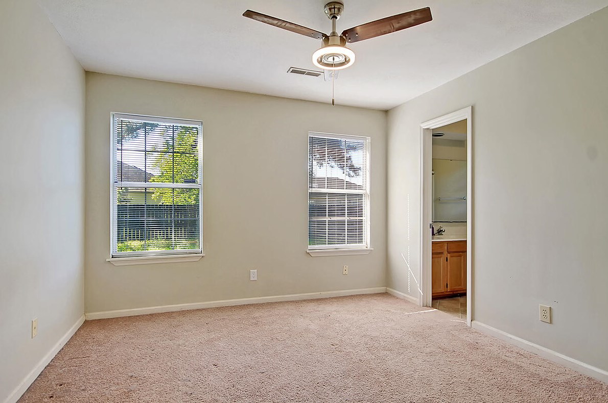 4045 Napoleon Dr, Charleston SC  29418-6819 exterior
