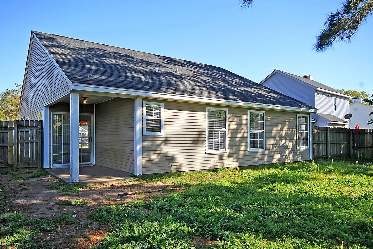 4045 Napoleon Dr, Charleston SC  29418-6819 exterior