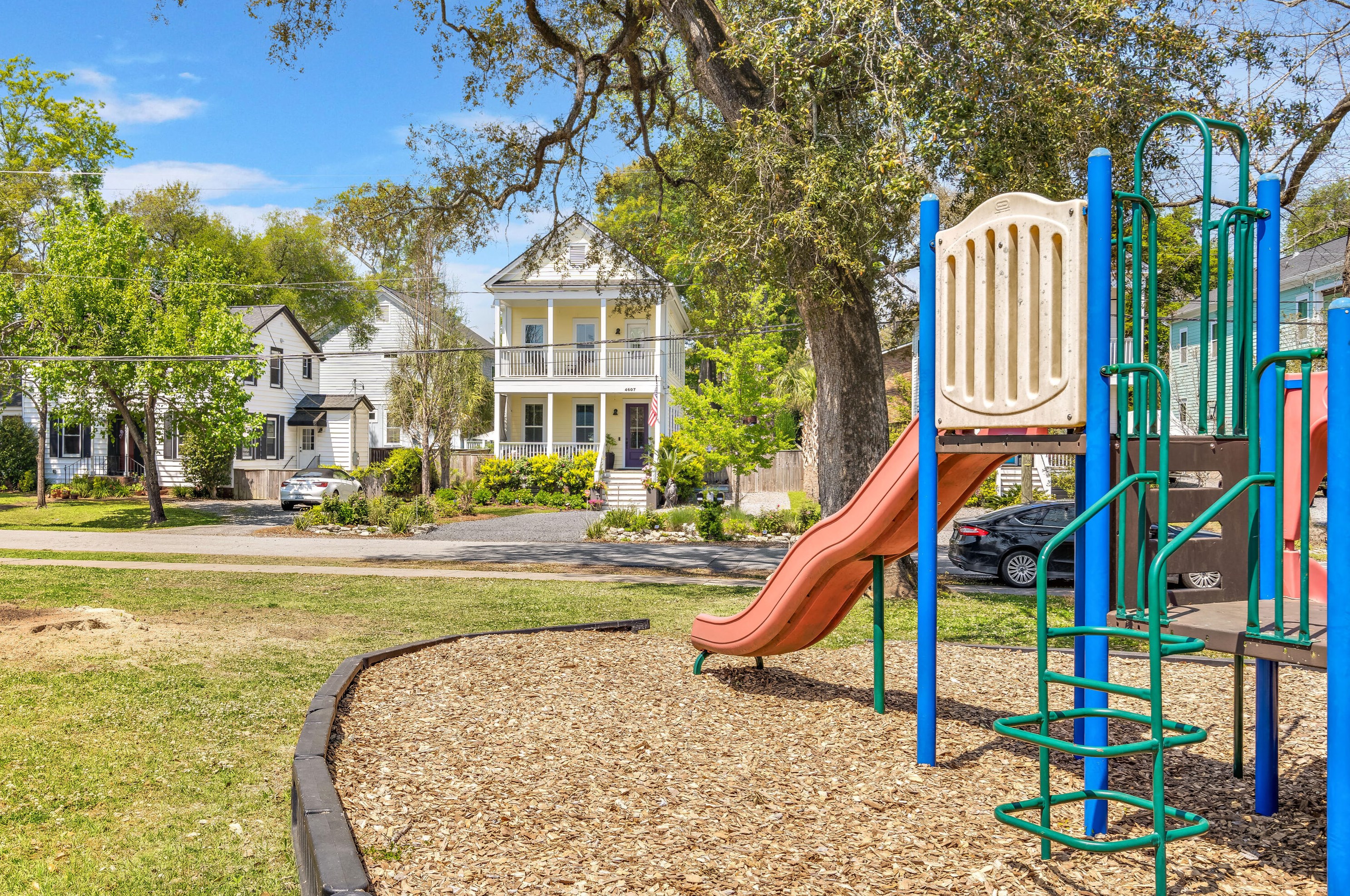 4607 Oakwood Ave, Charleston, SC 29405-4828