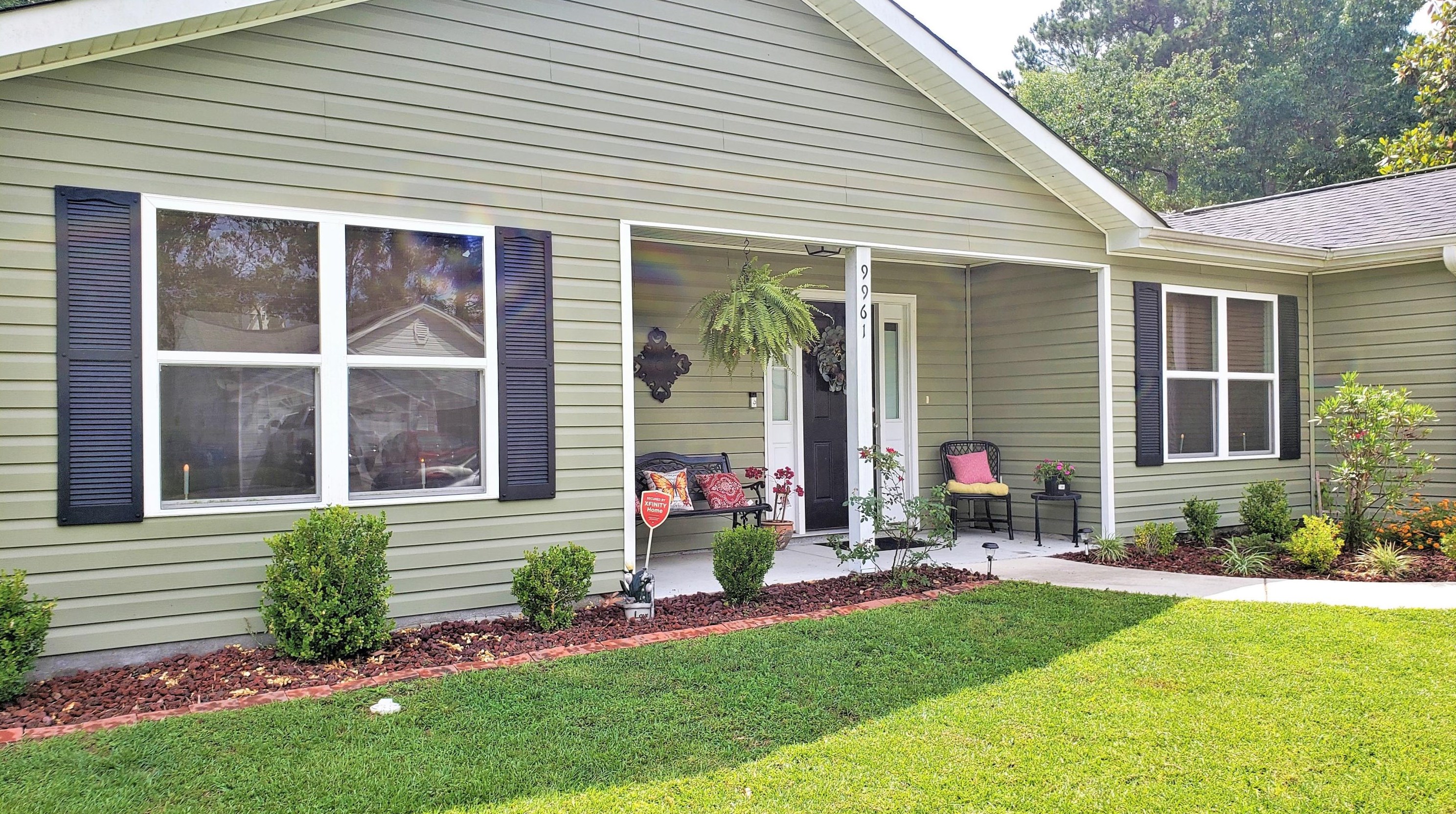 9961 Levenshall Dr, Ladson, SC 29456