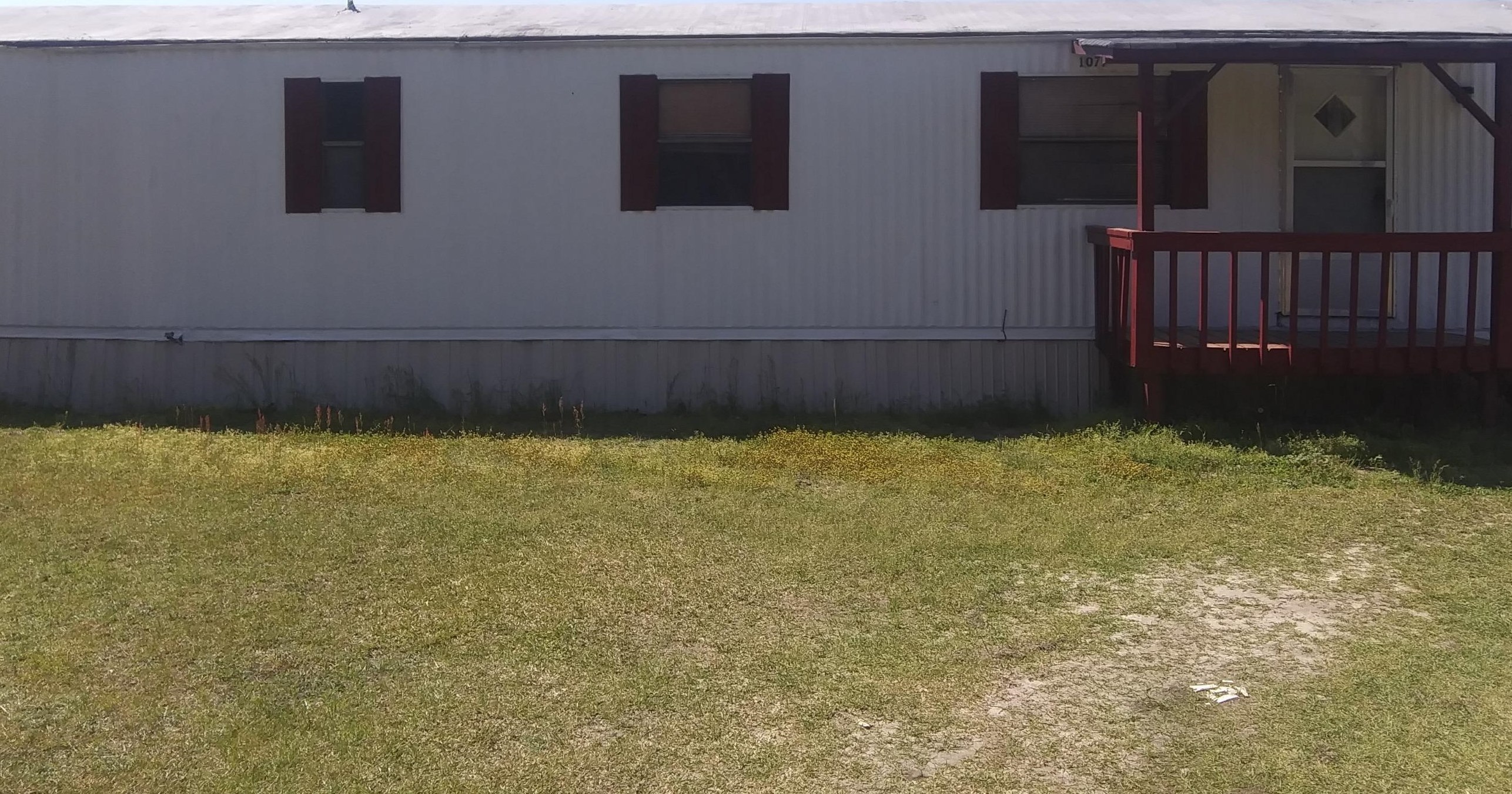 1077 Manigault Dr, Moncks Corner SC  29461-4384 exterior