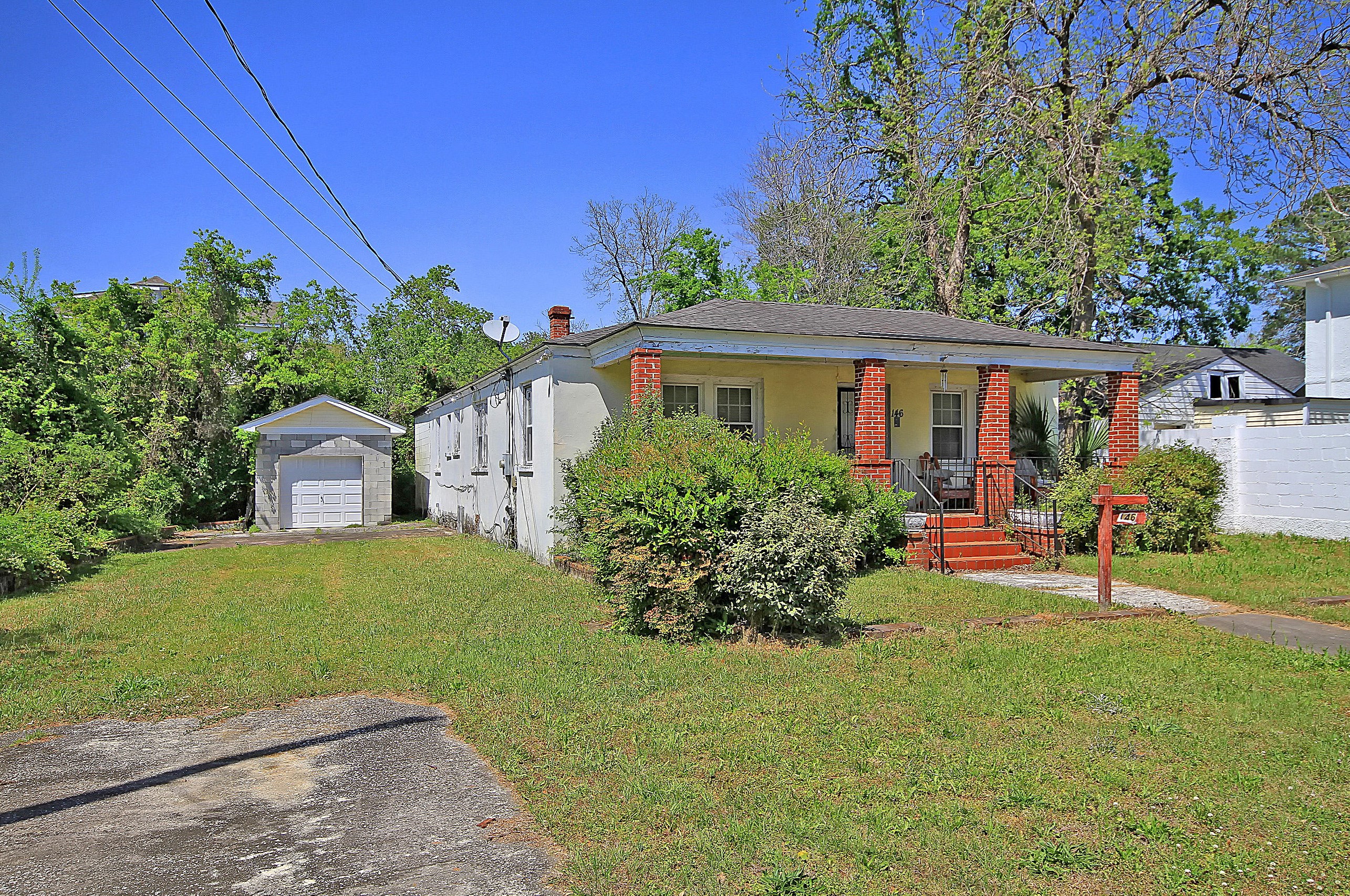 146 Simons St, Charleston, SC 29403-3619