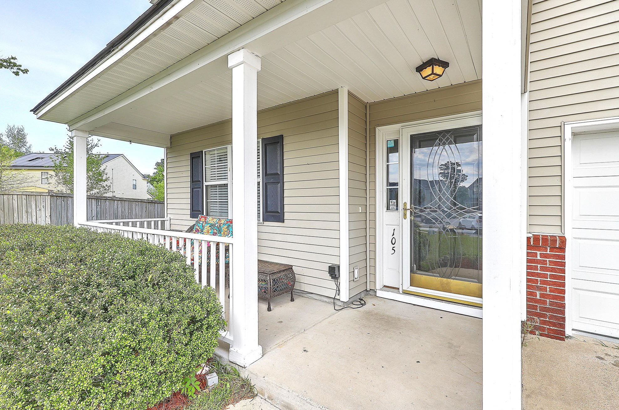 105 Lakewood Dr, Summerville, SC 29485-8478