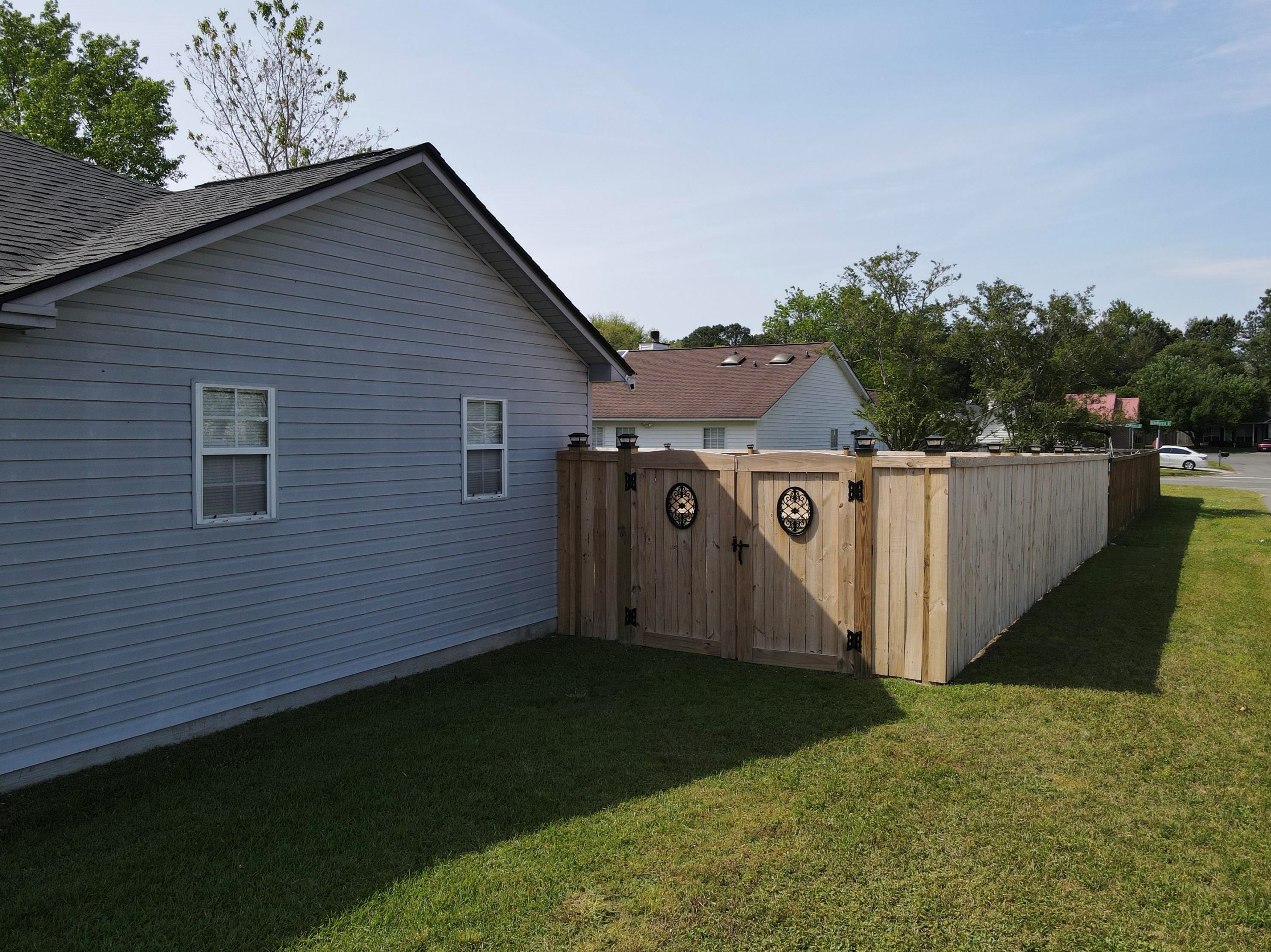 8573 Waccamaw Ct, Charleston, SC 29406-9515